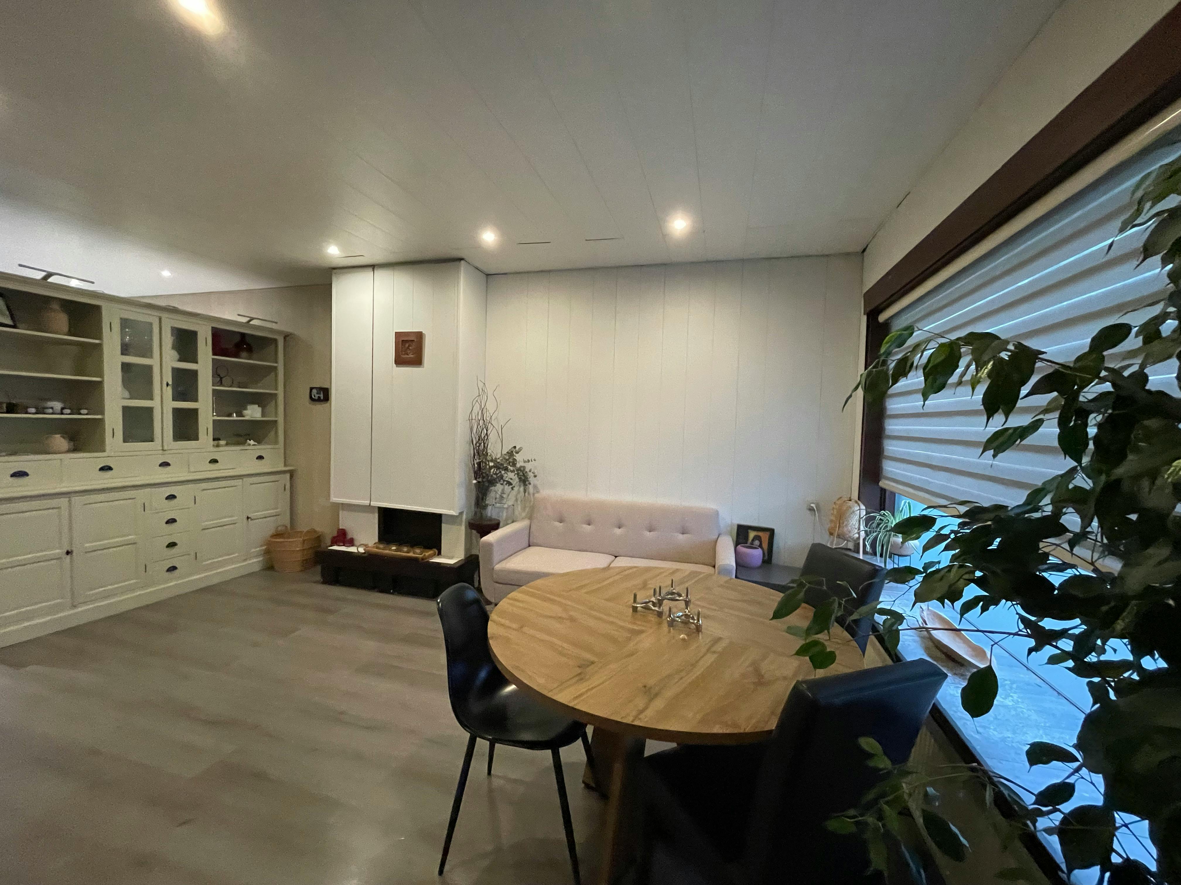 1-Bedroom Apartment in Dorpsweg, Rotterdam (1714959) room image 1