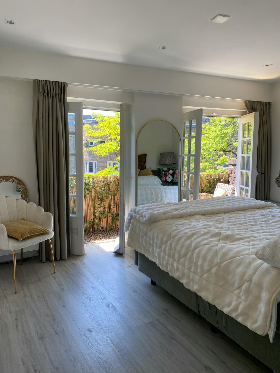 WG-Zimmer zu mieten für 1.495 € pro Monat in Amsterdam, Speerstraat
