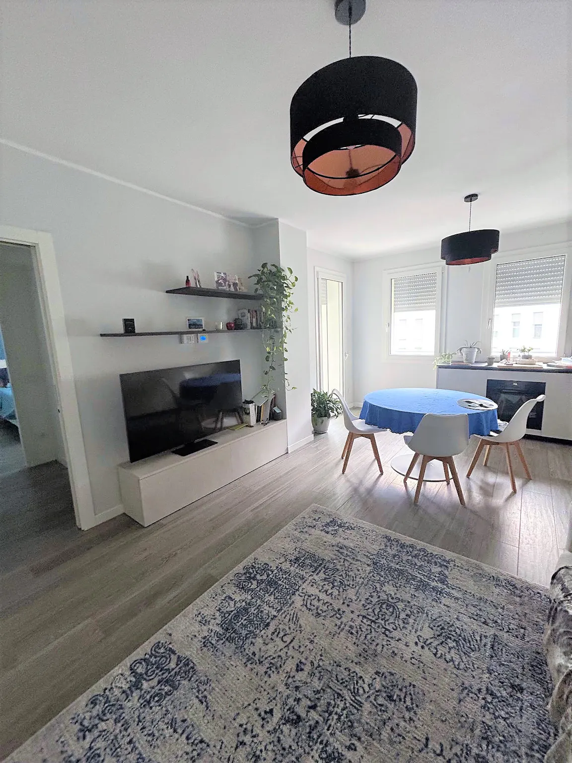 1-Bedroom Apartment in Via Gottlieb Wilhelm Daimler, Milan (1715224) ROOM