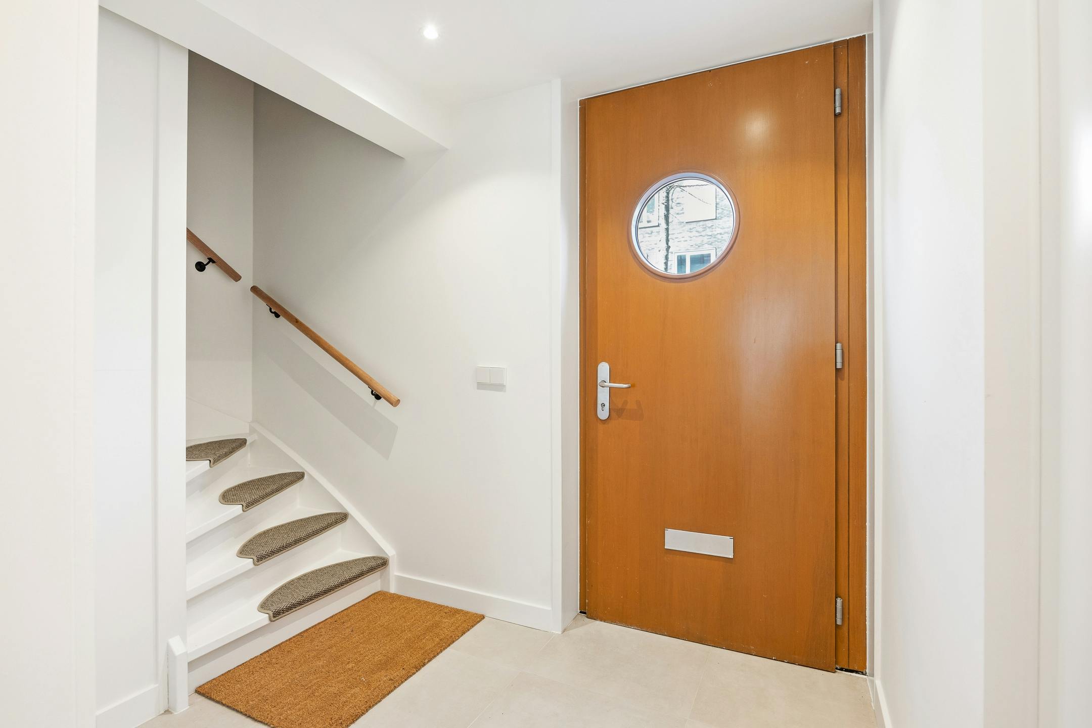 2-Bedroom Apartment in Cornelis Zillesenlaan, Amsterdam (1715351) ROOM 2