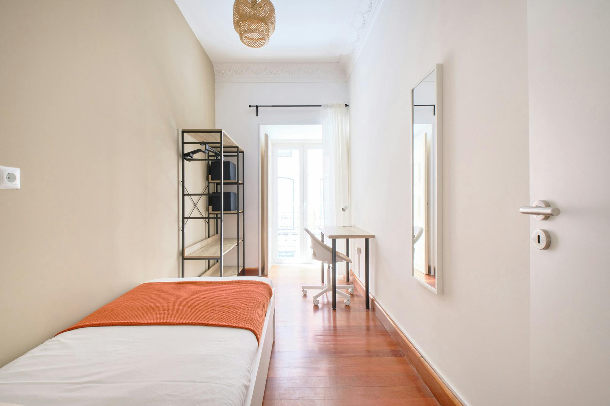 Private room in Rua de São Bento, Lisbon (1715417) room image 2