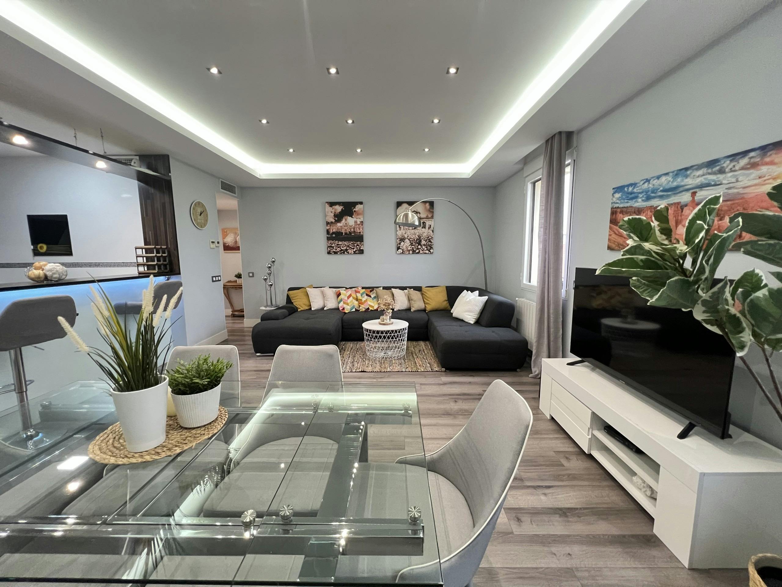 2-Bedroom Apartment in Plaza de Rutilio Gaci, Madrid (1715424) ROOM