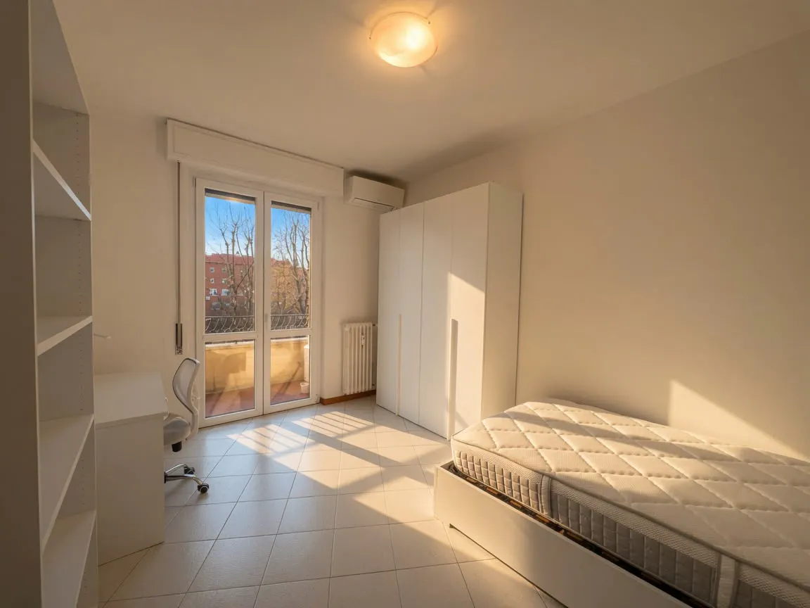 3-Bedroom Building in Via Leopoldo Marchetti, Milan (1715480) ROOM