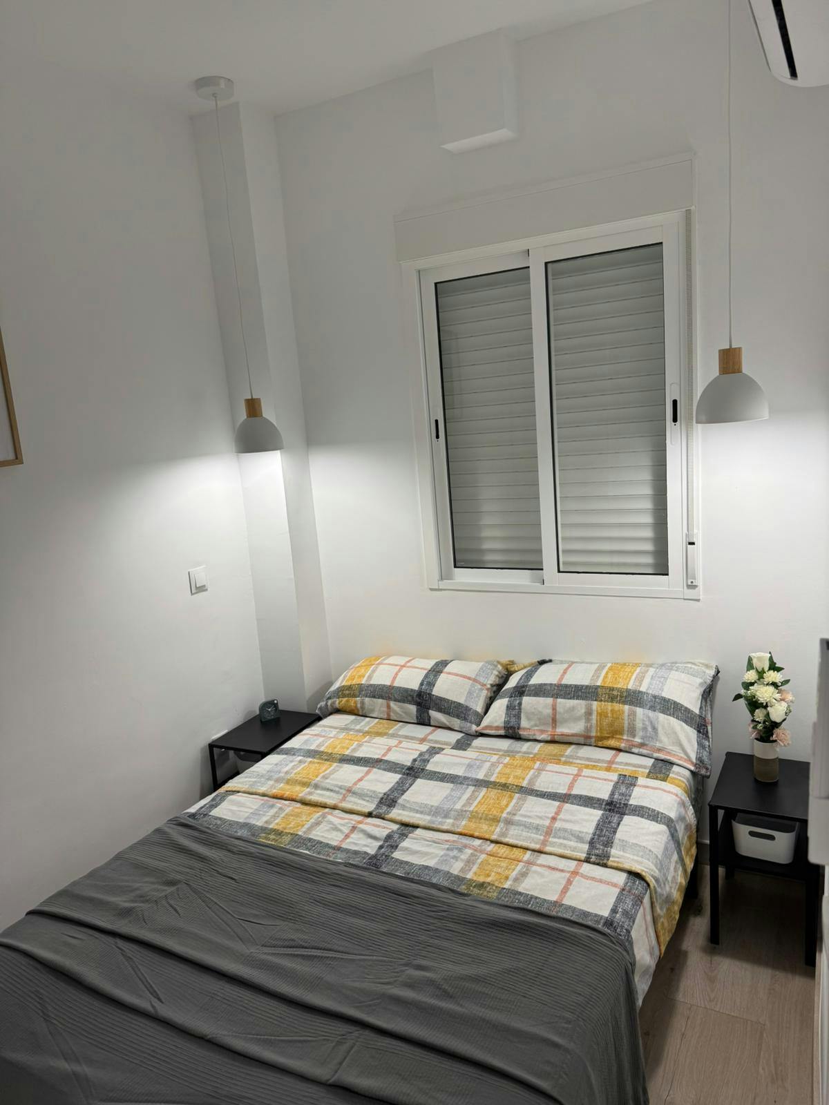 Shared room in Calle del General Lacy, Madrid (1715525) ROOM 1