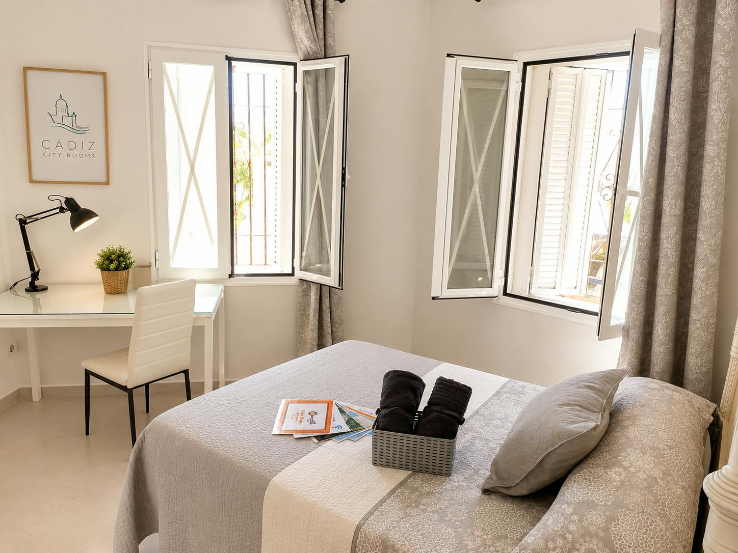 Pokój prywatny do wynajęcia za 410 € miesięcznie w mieście Cadiz, Calle Pericón de Cádiz