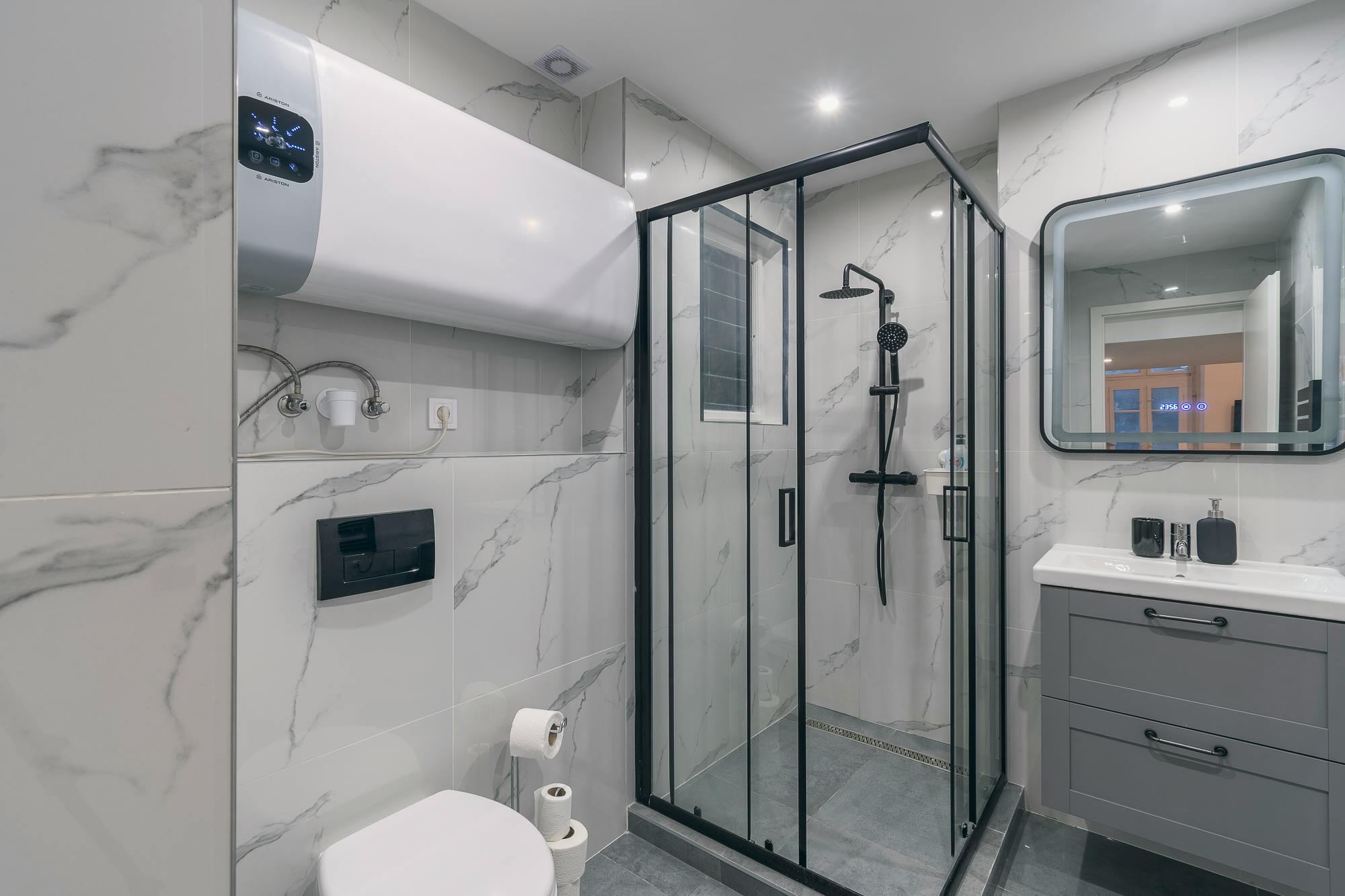 preview gallery tile