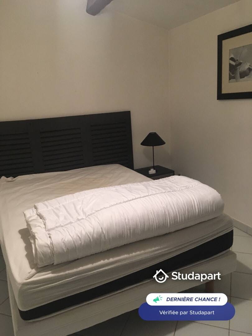 Appartamento in affitto a 960 € al mese a Toulon, Rue Félix Brun