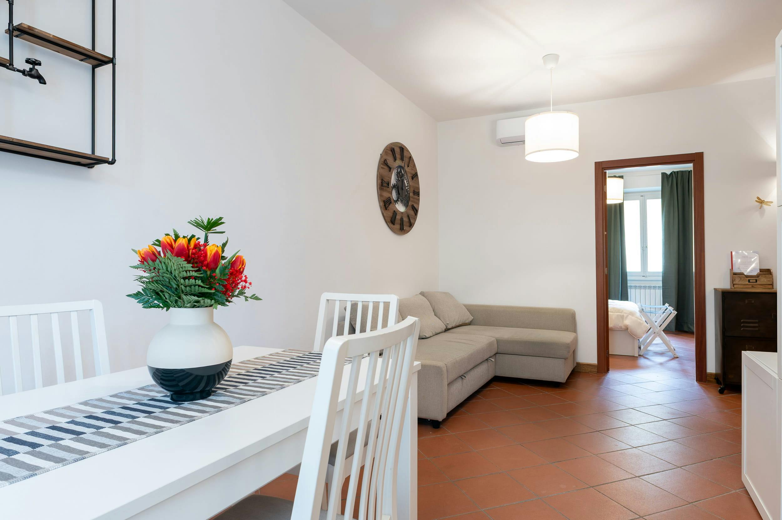 1-Bedroom Apartment in Vicolo dei Bigozzi, Florence (1715660) ROOM 2