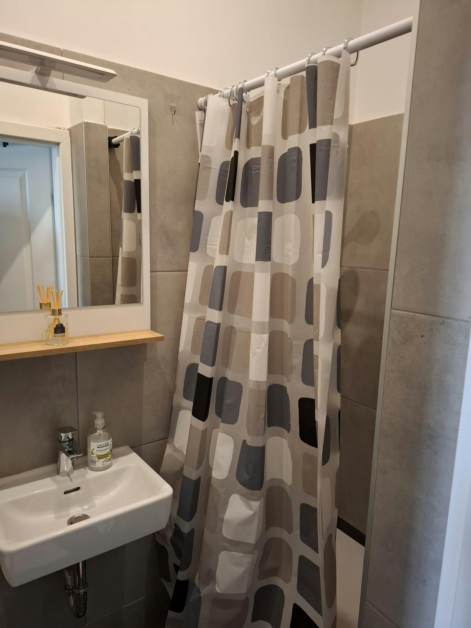 preview gallery tile