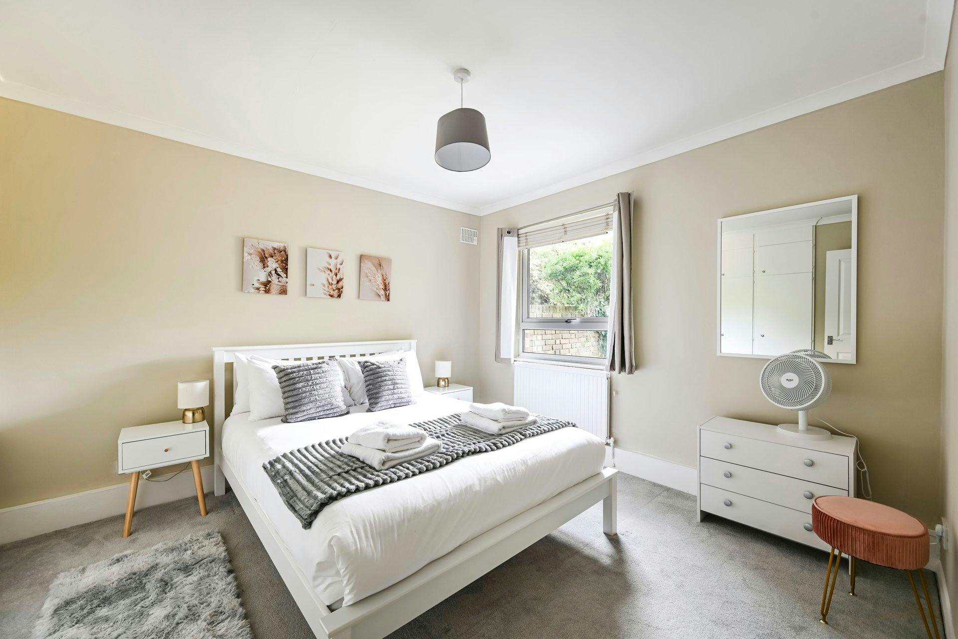 Appartamento in affitto a 4355 £ al mese a Richmond, Church Road