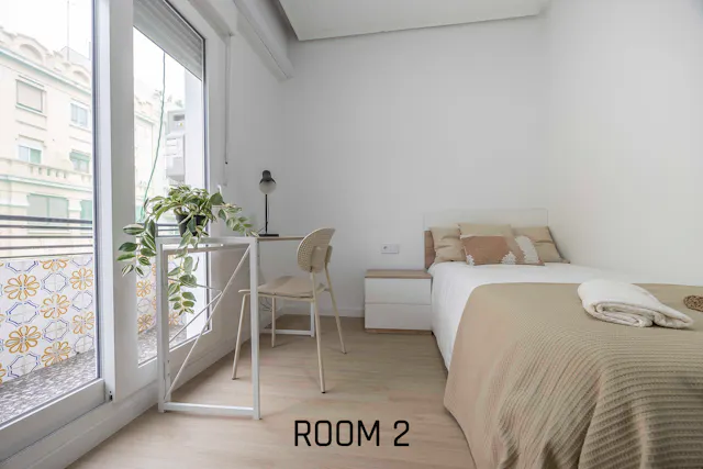 Private room in Carrer d'Emili Baró, Valencia (1715689) room image 2