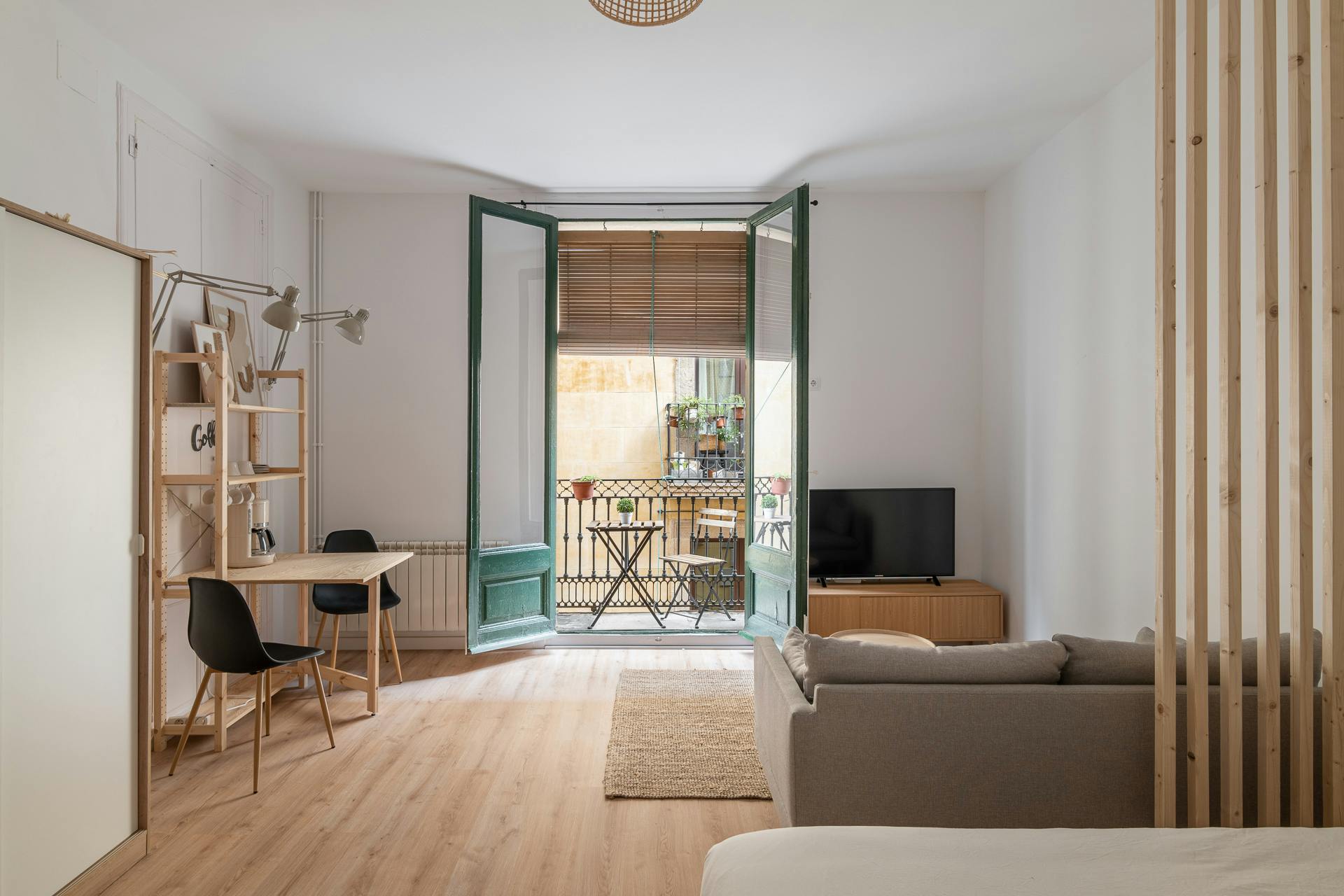 Carrer d'Ataülf, Barcelona preview