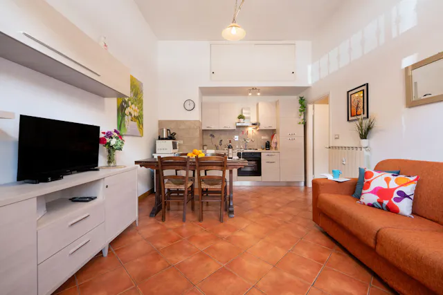 1-Bedroom Apartment in Via Maria Malibran, Florence (1715715) room image 2