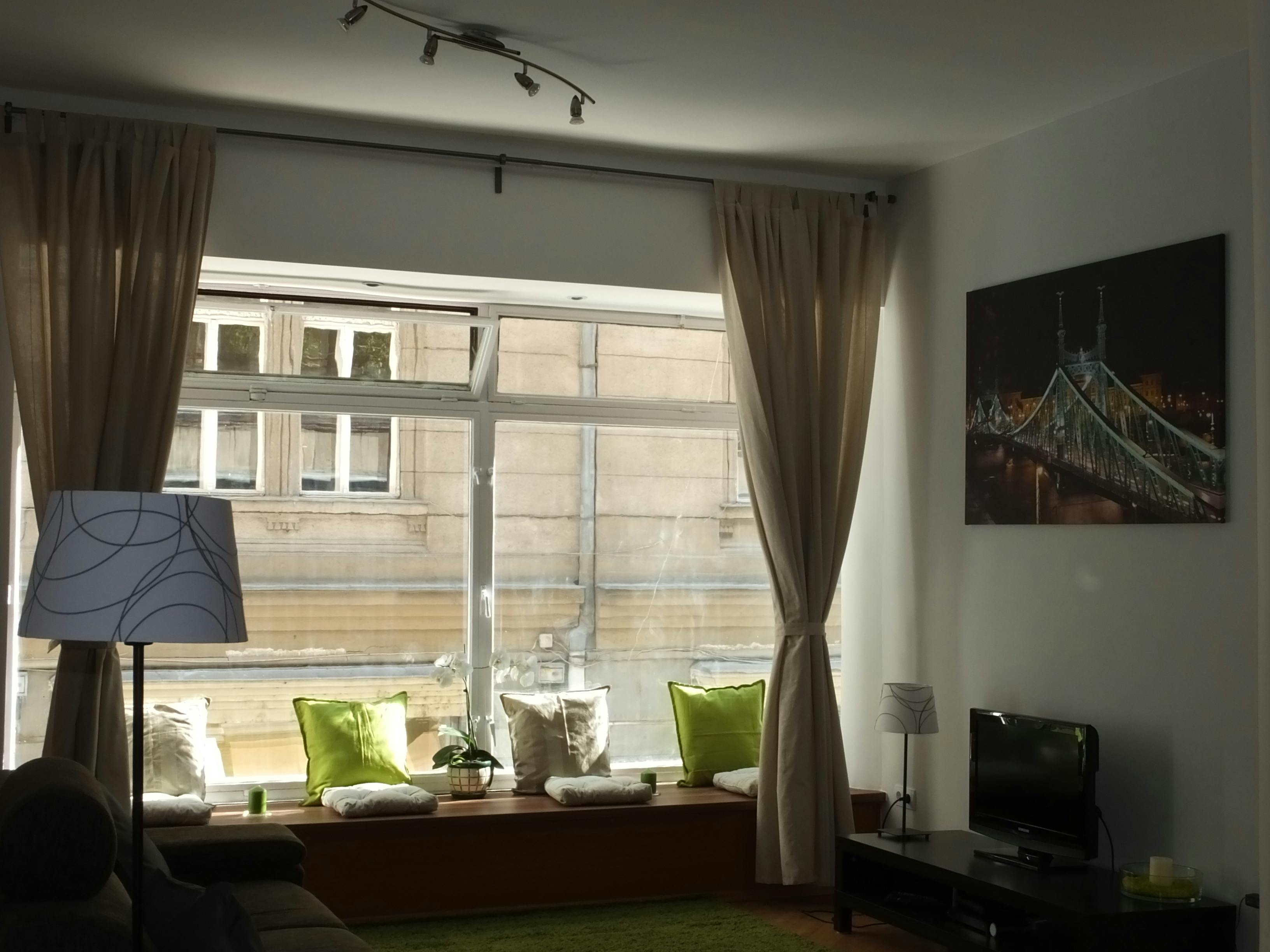 Párizsi utca, Budapest preview