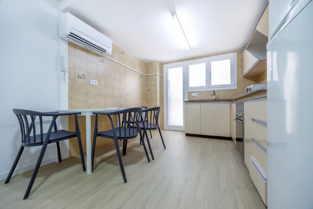 Private room in Carrer de Màlaga, Valencia (1715747) room image 8