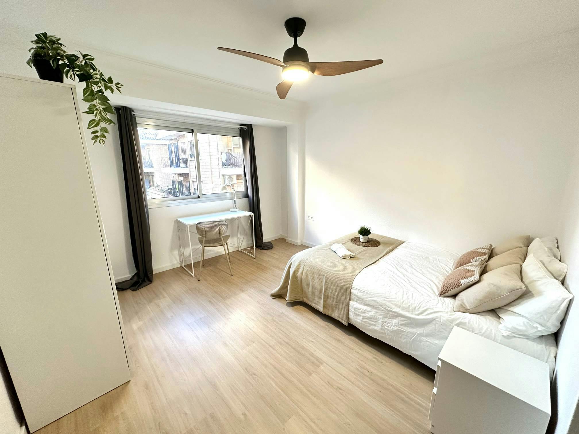 Private room in Carrer de la Murta, Valencia (1715753) ROOM