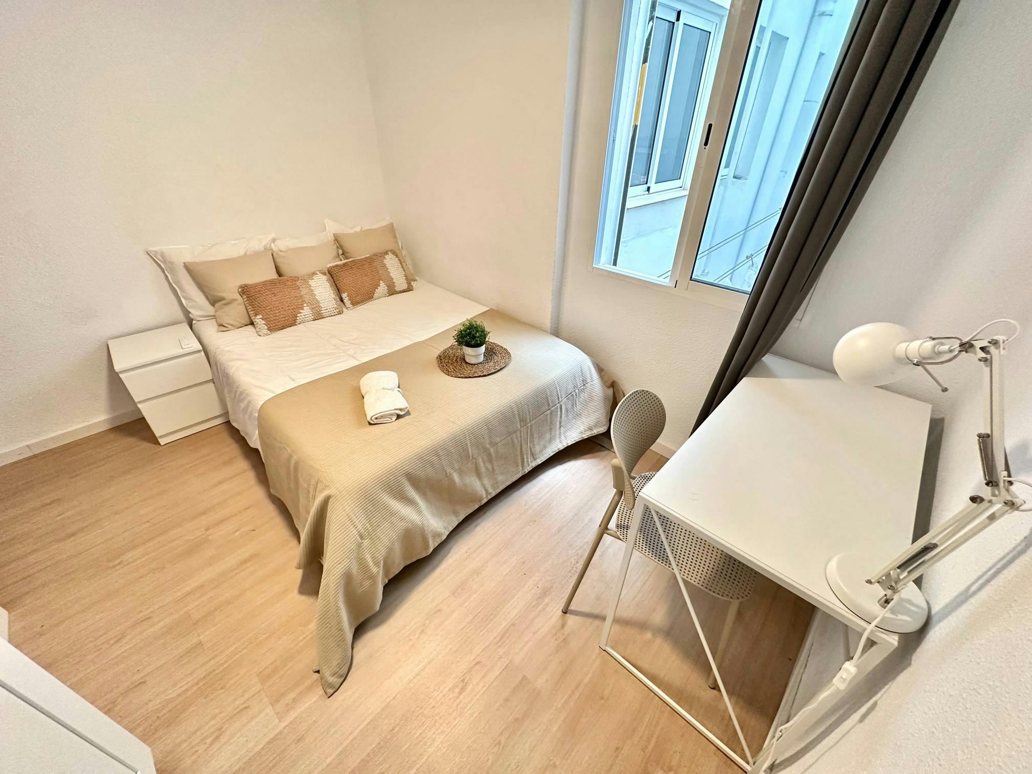 Private room in Carrer de la Murta, Valencia (1715757) room image 1