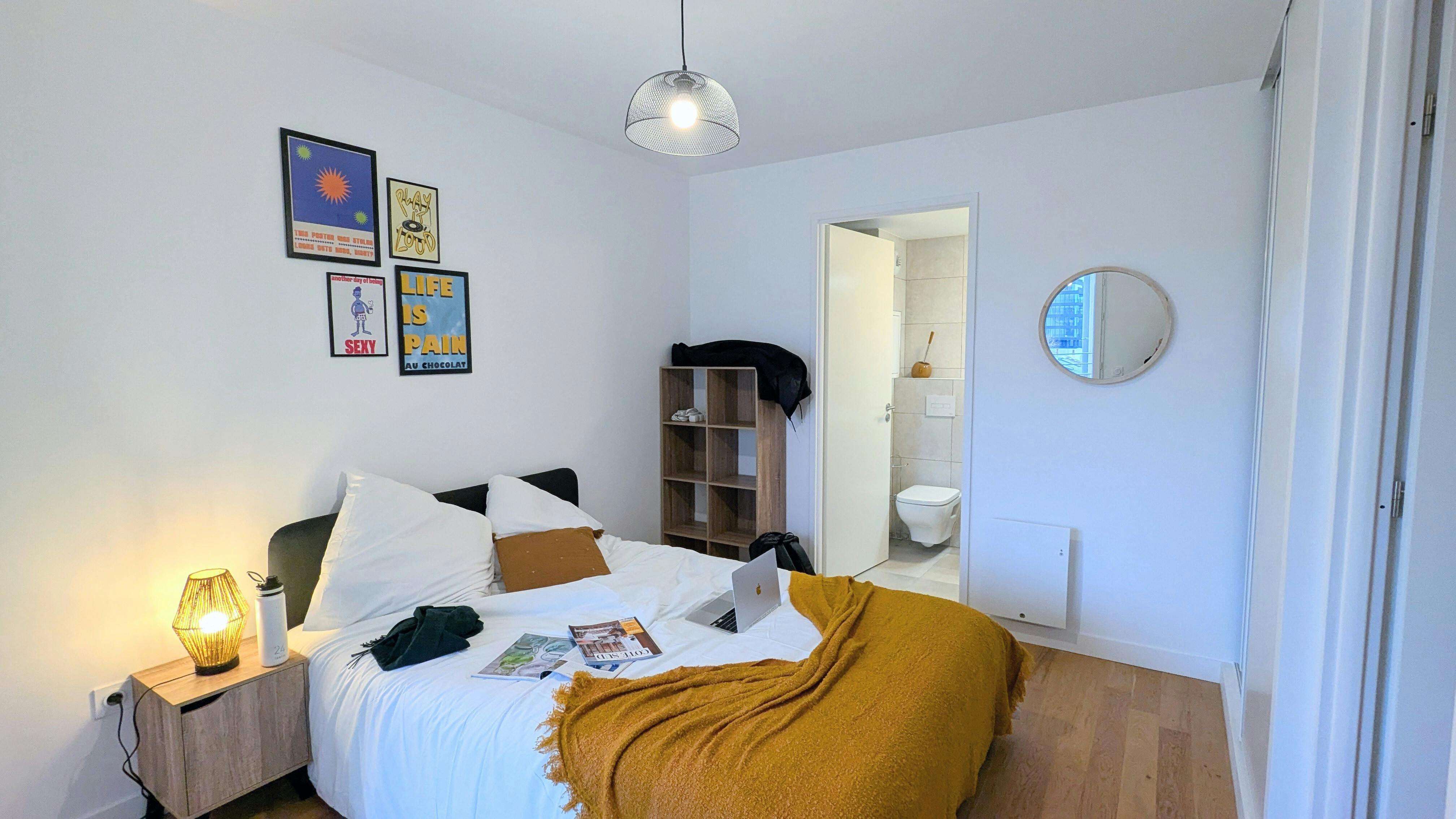 Rue Petit, Clichy preview