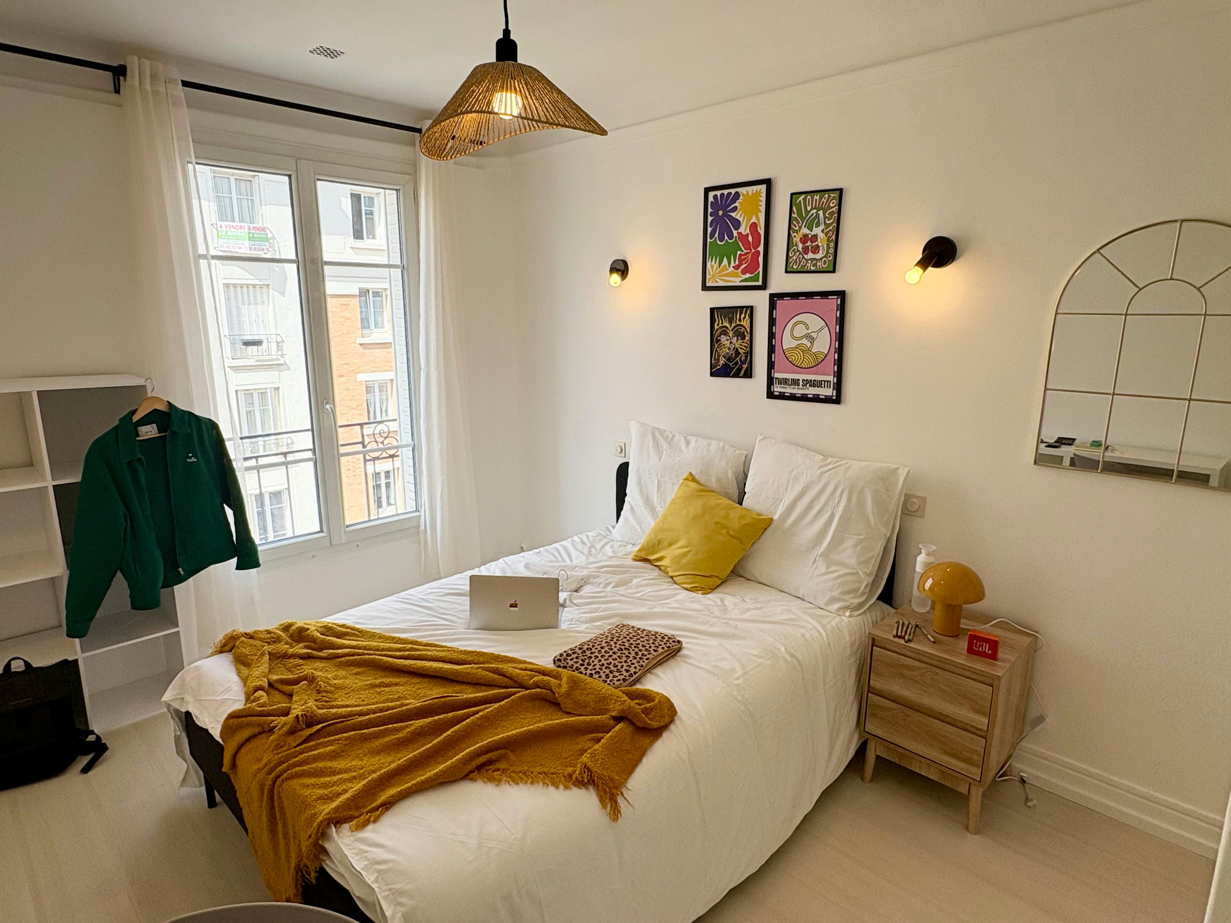 Rue Pierre Brossolette, Courbevoie preview