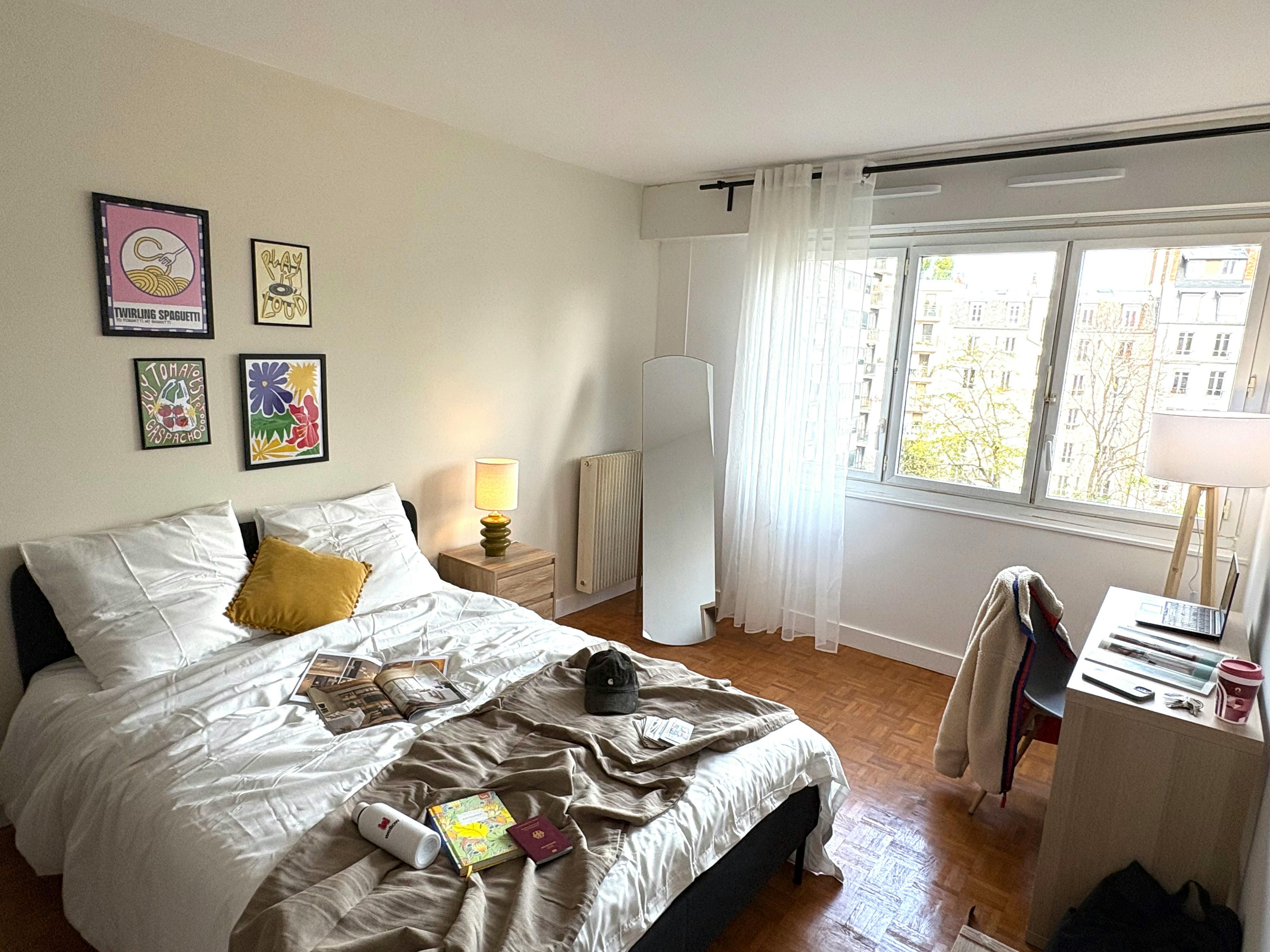 Rue de Vaugirard, Paris preview