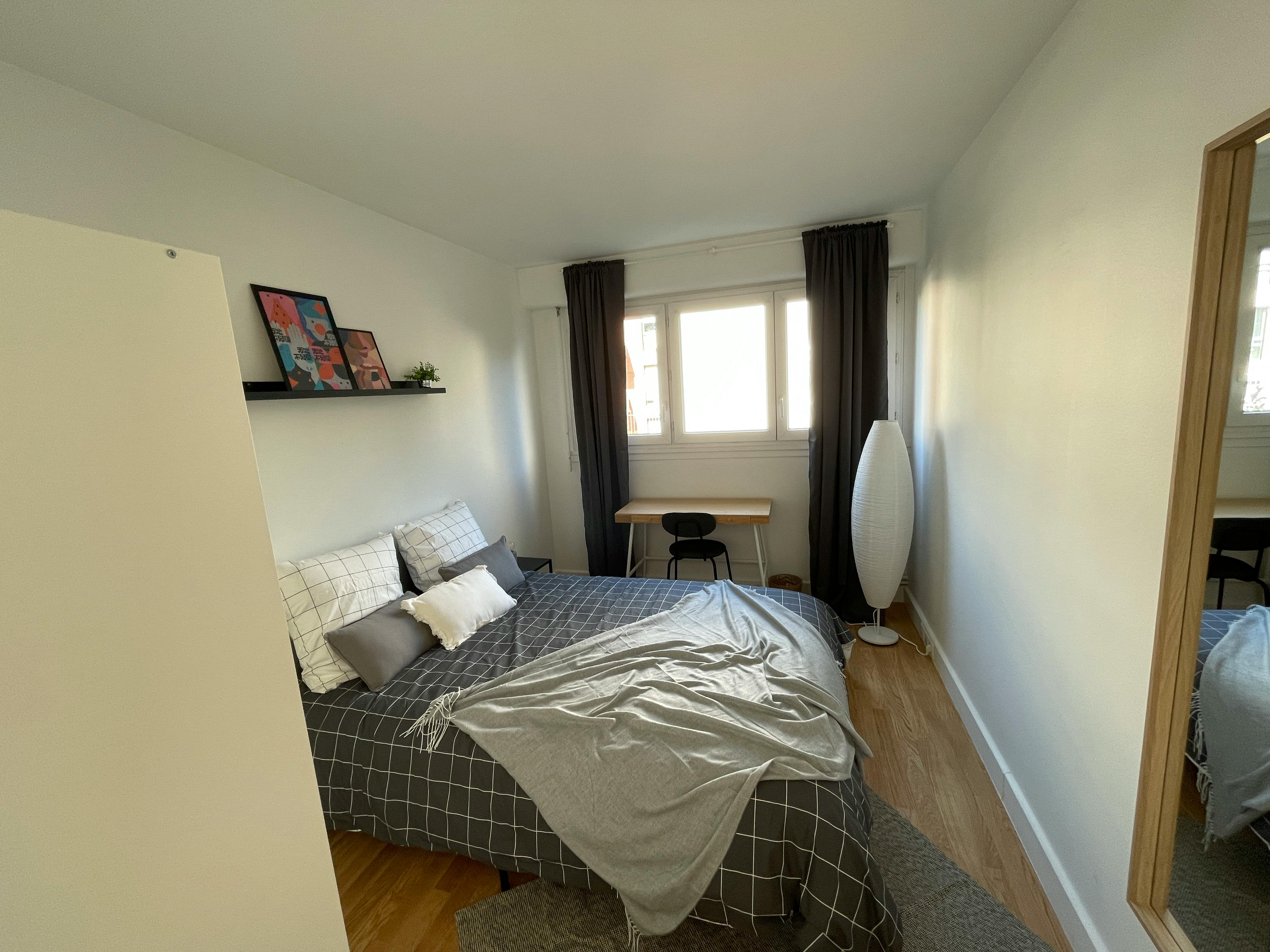 Rue Sibuet, Paris preview