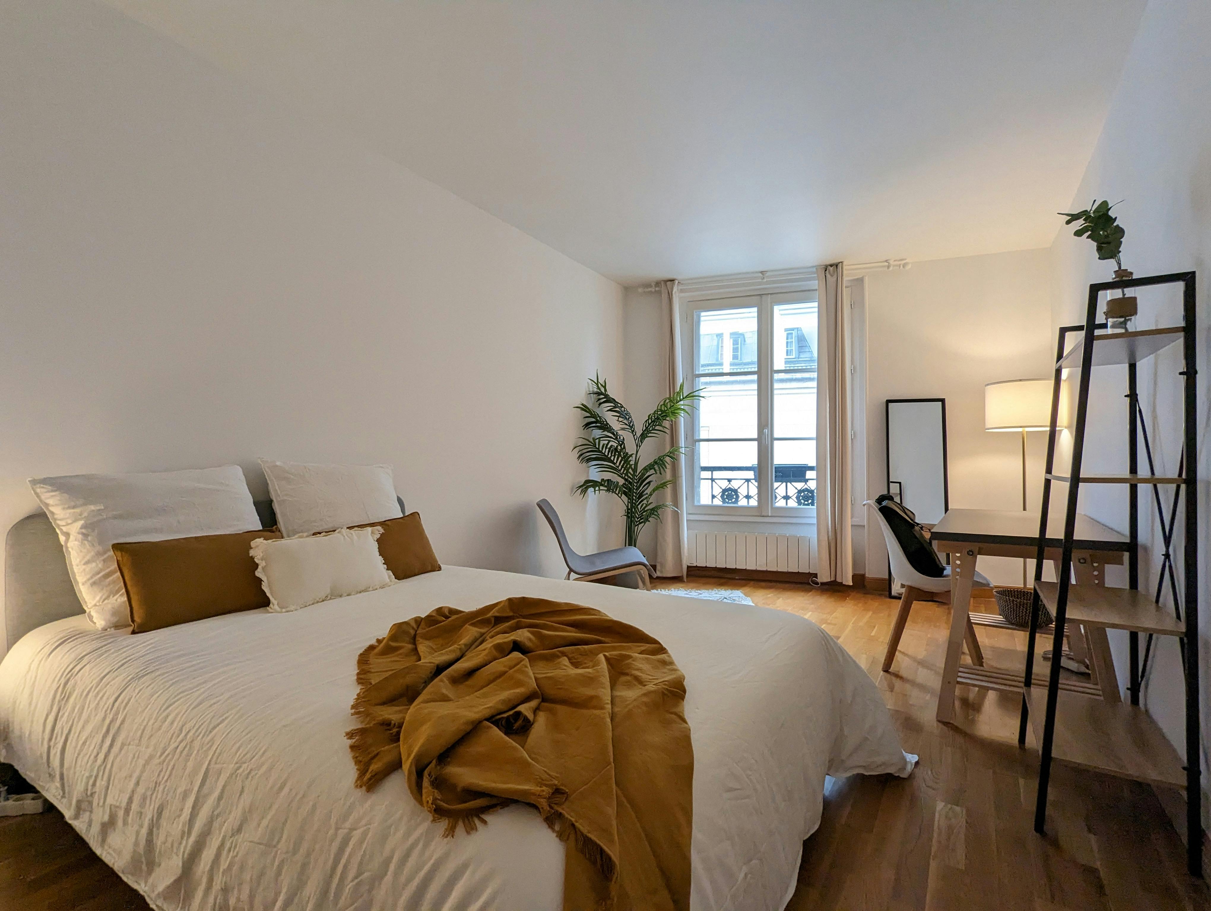 Rue des Bourdonnais, Paris preview
