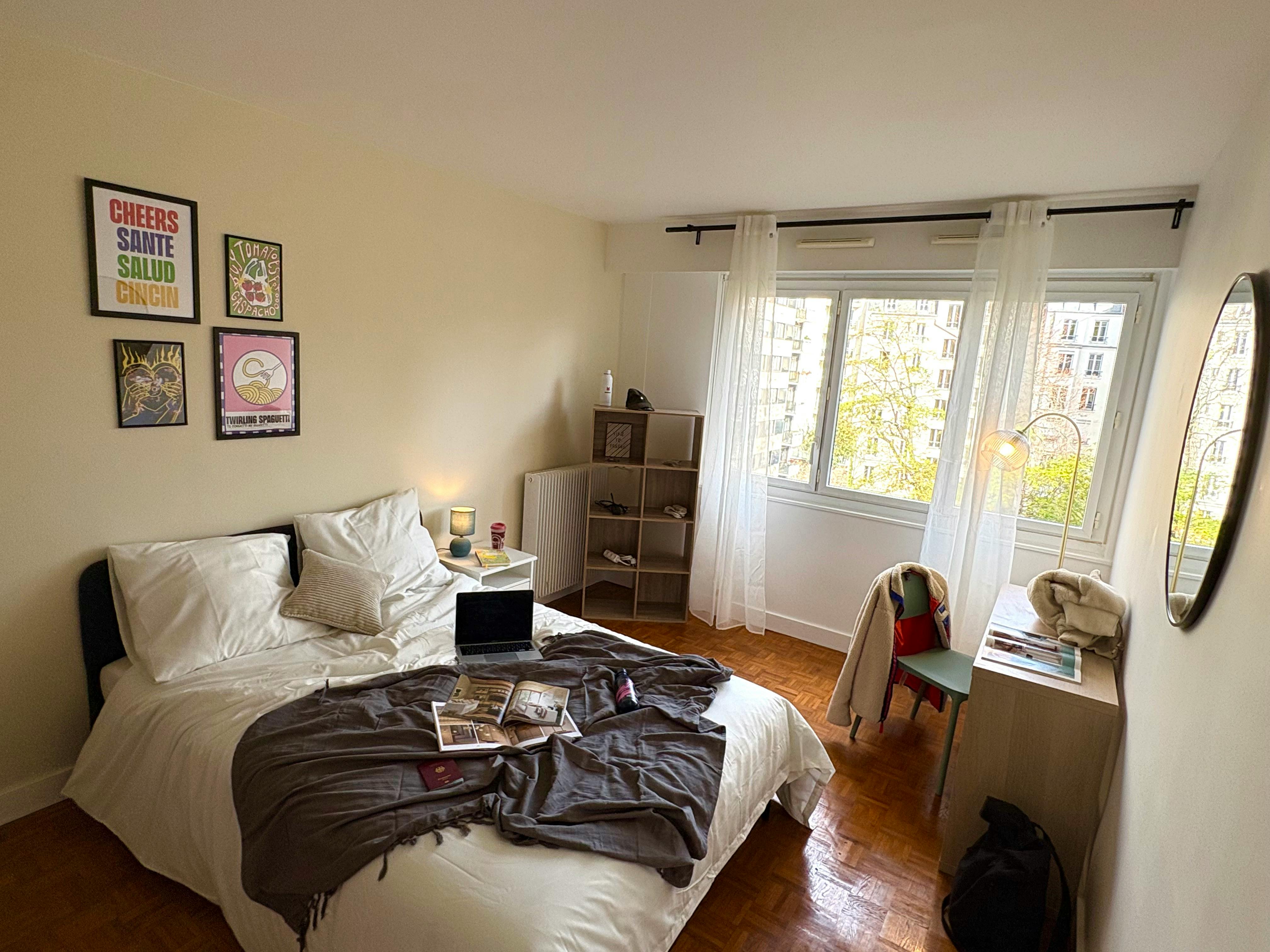 Rue de Vaugirard, Paris preview