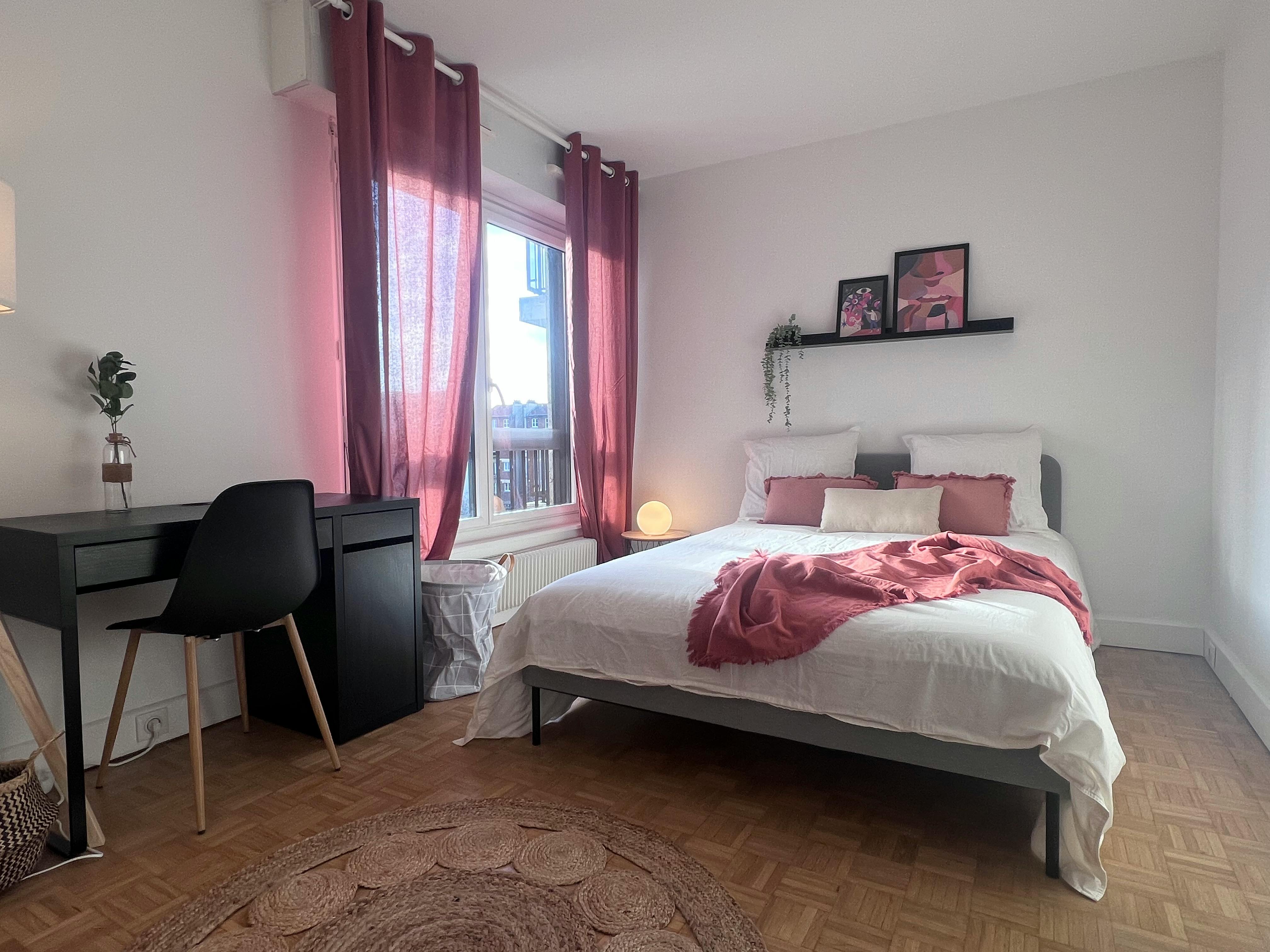 Rue de Vaugirard, Paris preview