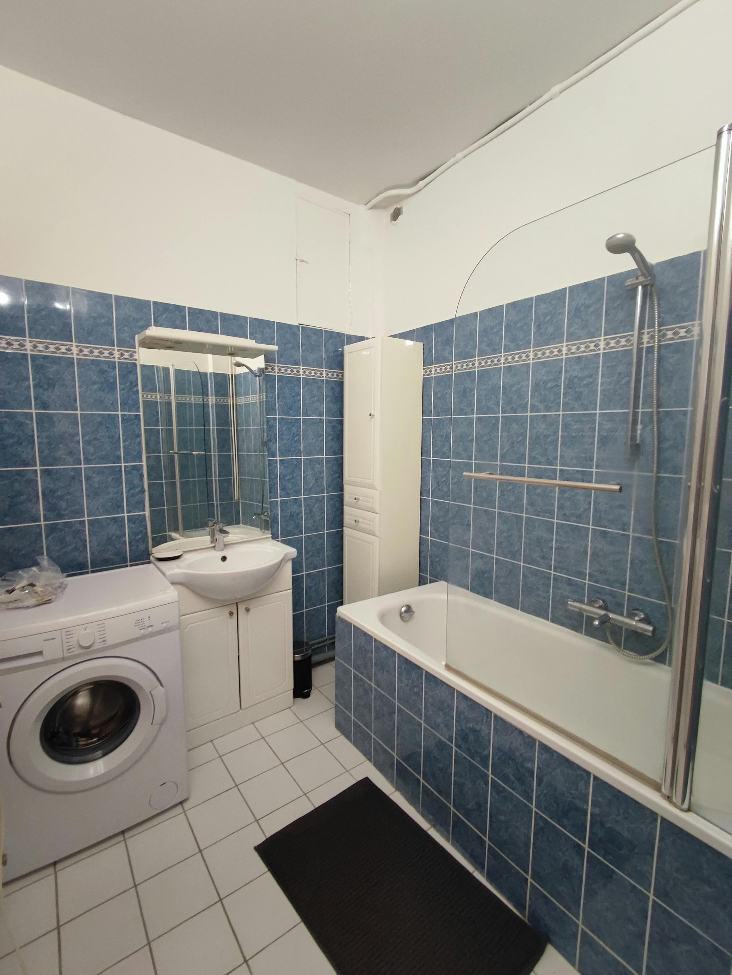 Private room for rent on Rue Georges Saché, Paris - Vue 4