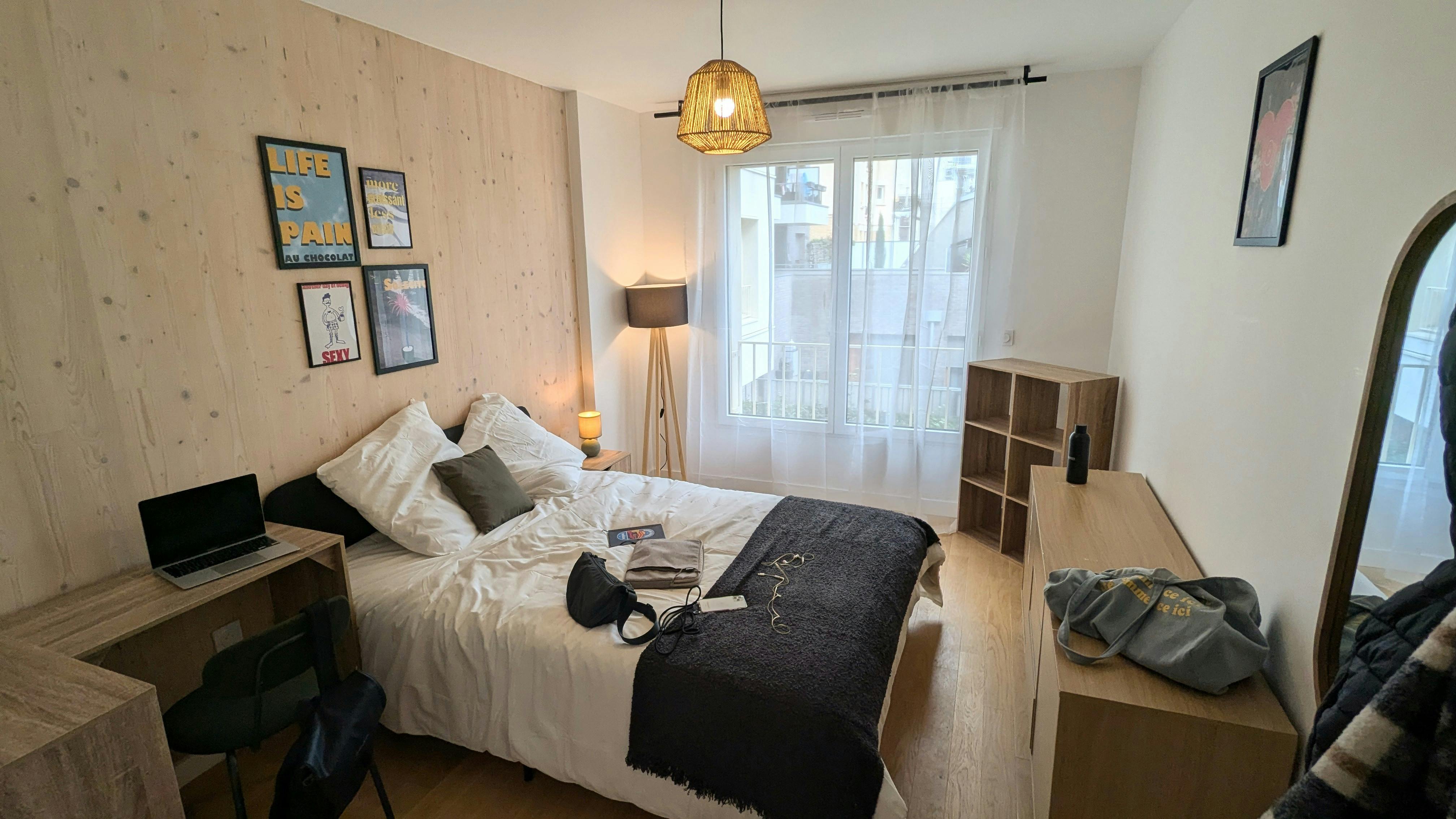Rue Petit, Clichy preview