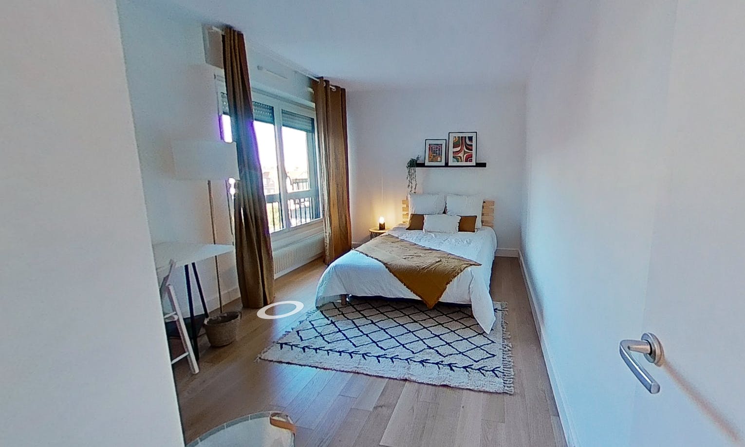Rue de Vaugirard, Paris preview