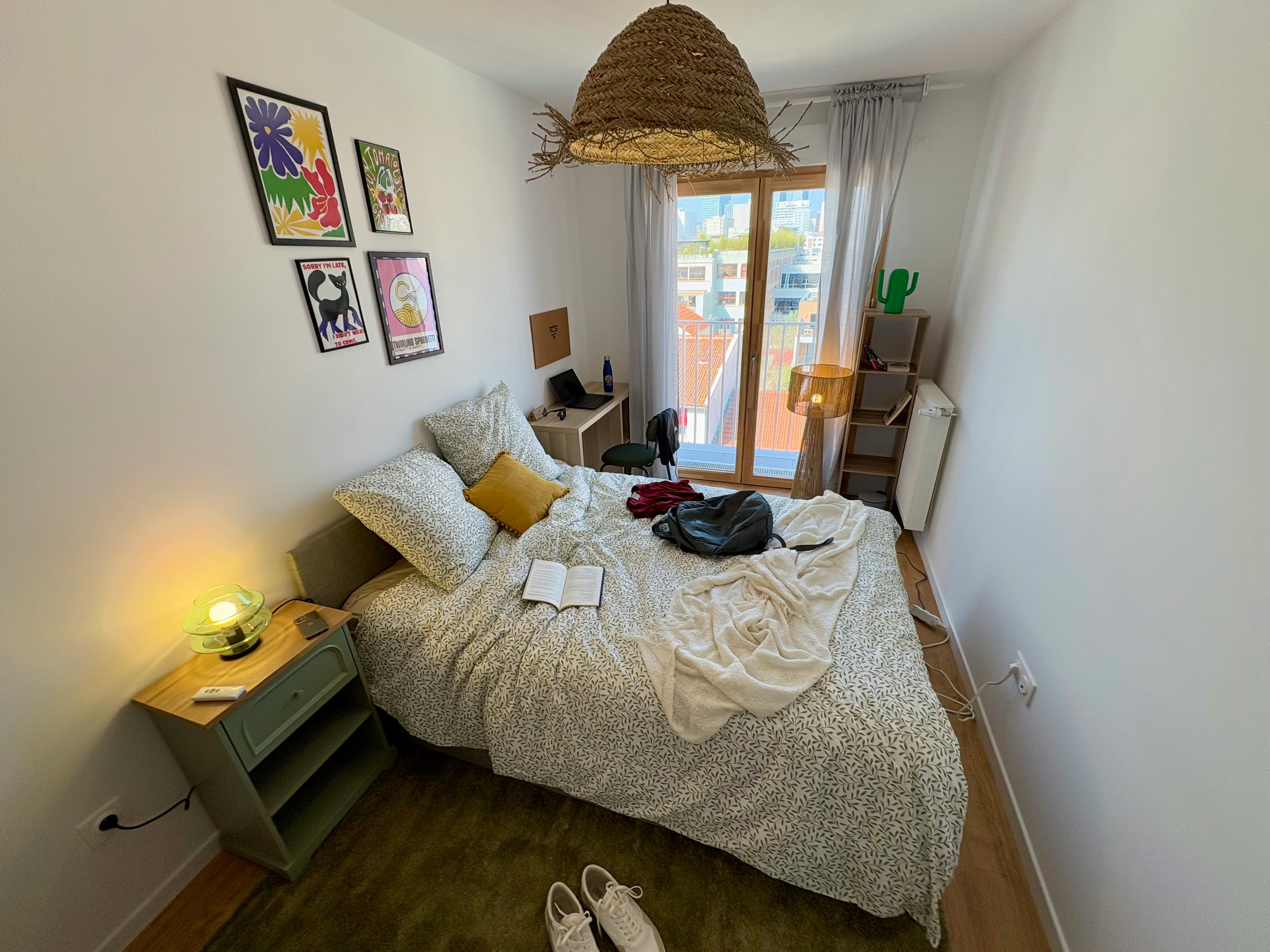Rue de Paris, Montreuil preview