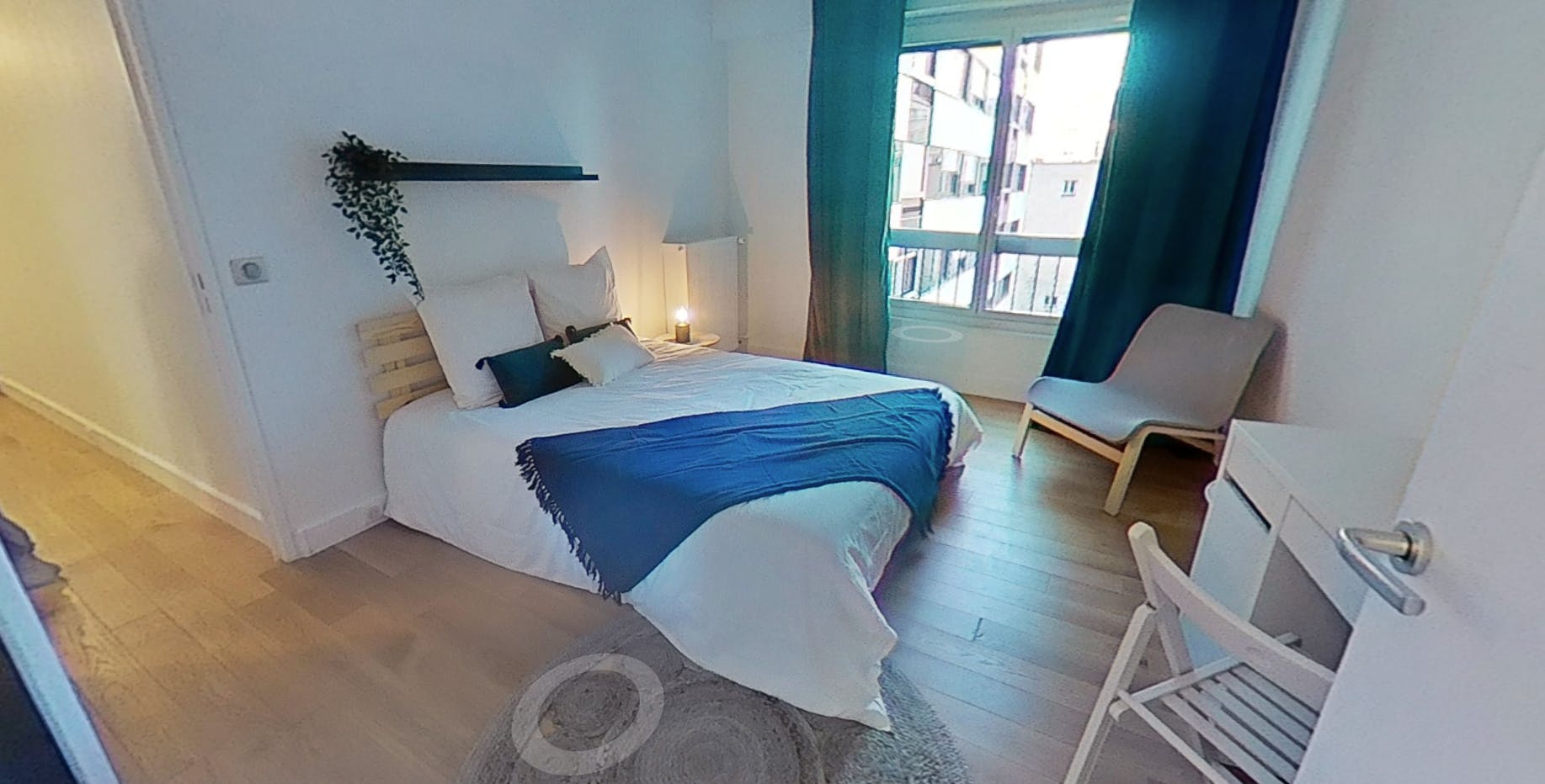 Rue de Vaugirard, Paris preview