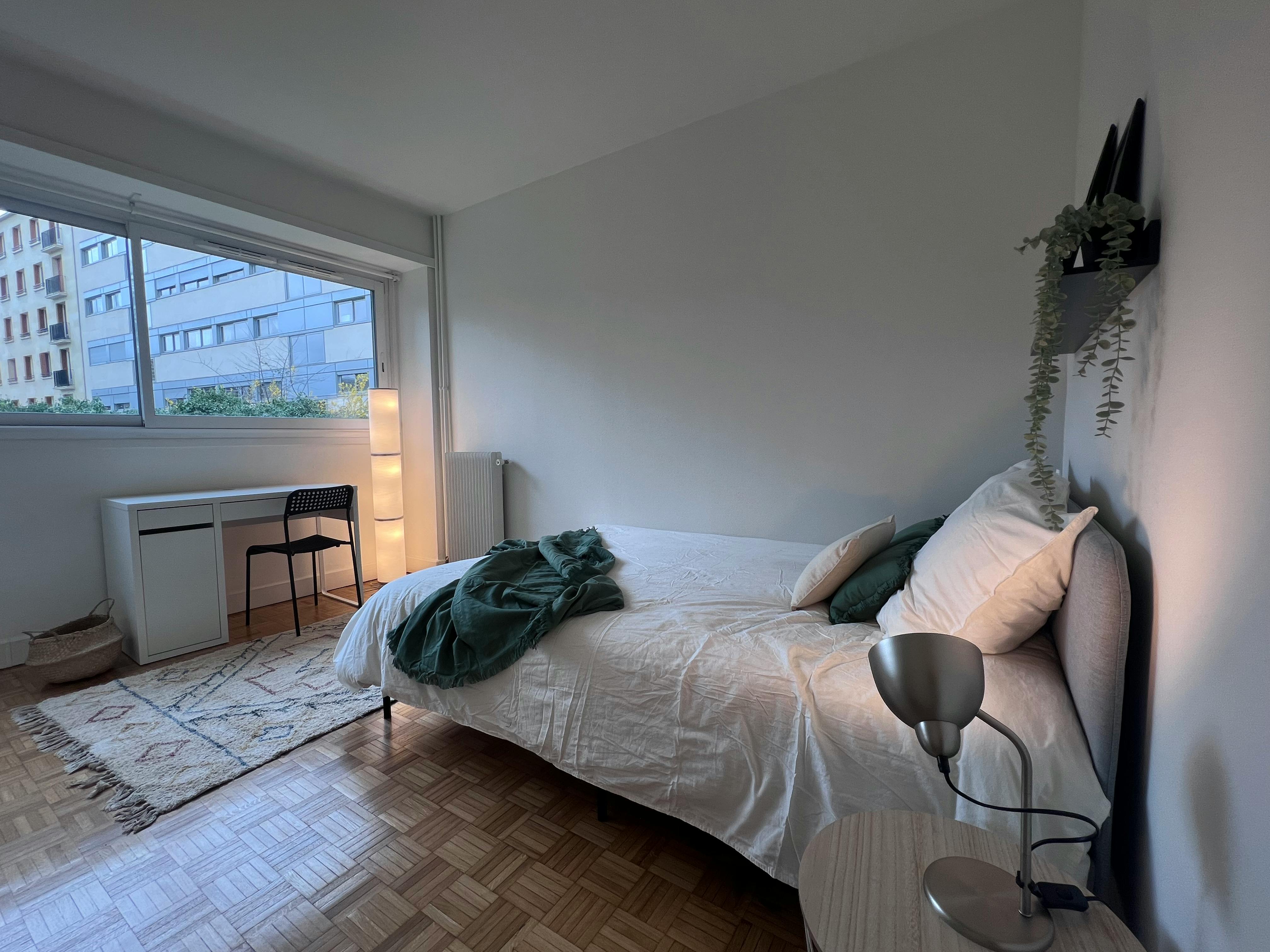 Rue de l'Abreuvoir, Courbevoie preview