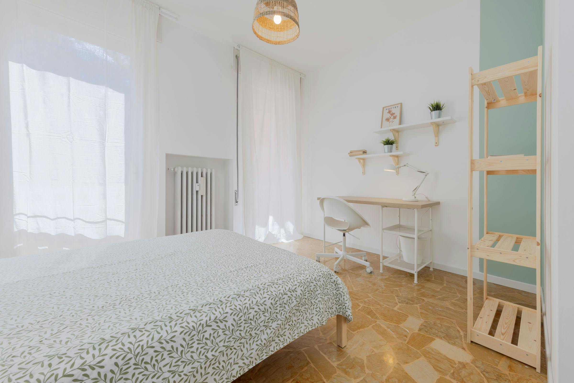 Shared room for rent for €21 per month in Padova, Piazza dei Signori