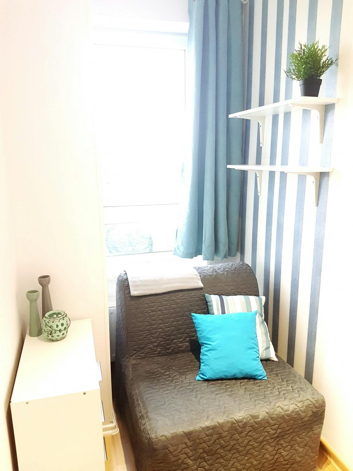Bruna, Warsaw preview