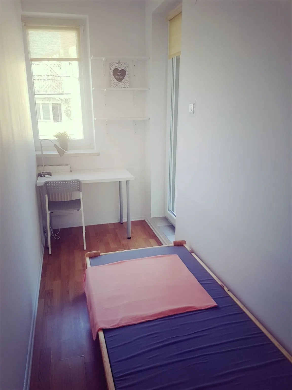 Pod Lipą, Warsaw preview