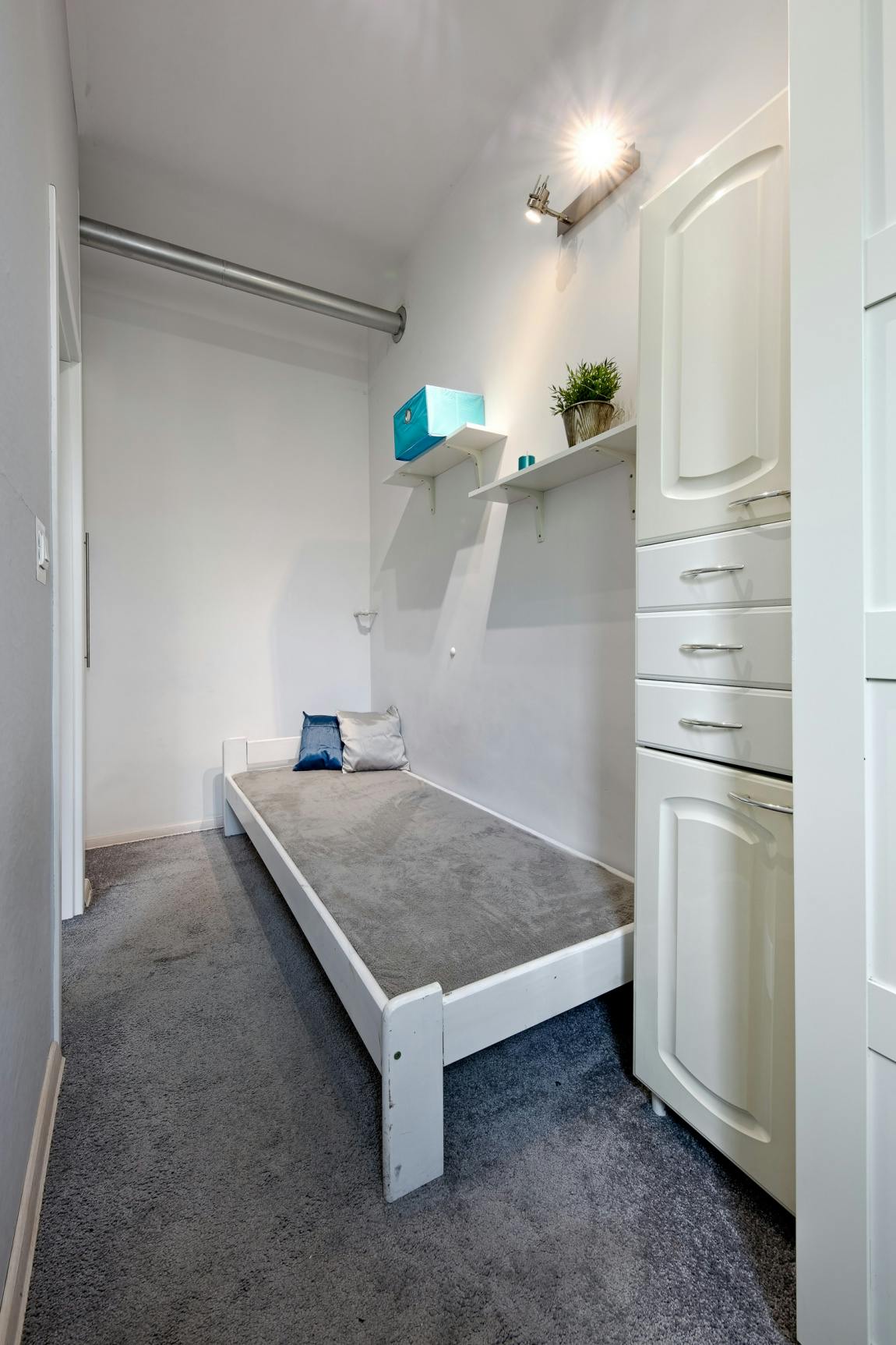 Cameră privată de închiriat pentru 1.969 PLN pe lună în Warsaw, Aleja Niepodległości