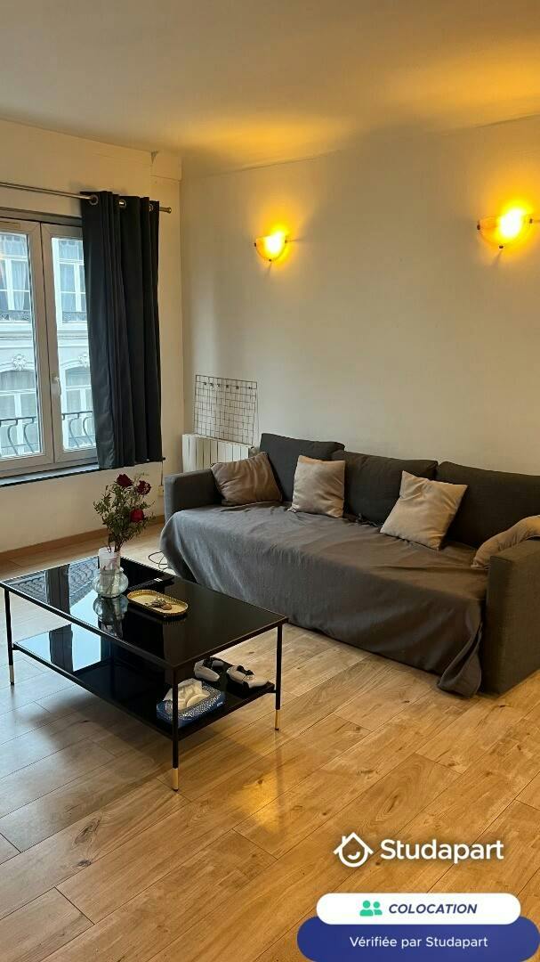Private room for rent on Rue Colbert, Lille - Vue 4
