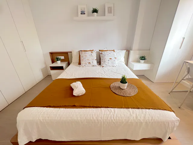 Private room in Avinguda del Regne de València, Valencia (1716129) room image 2