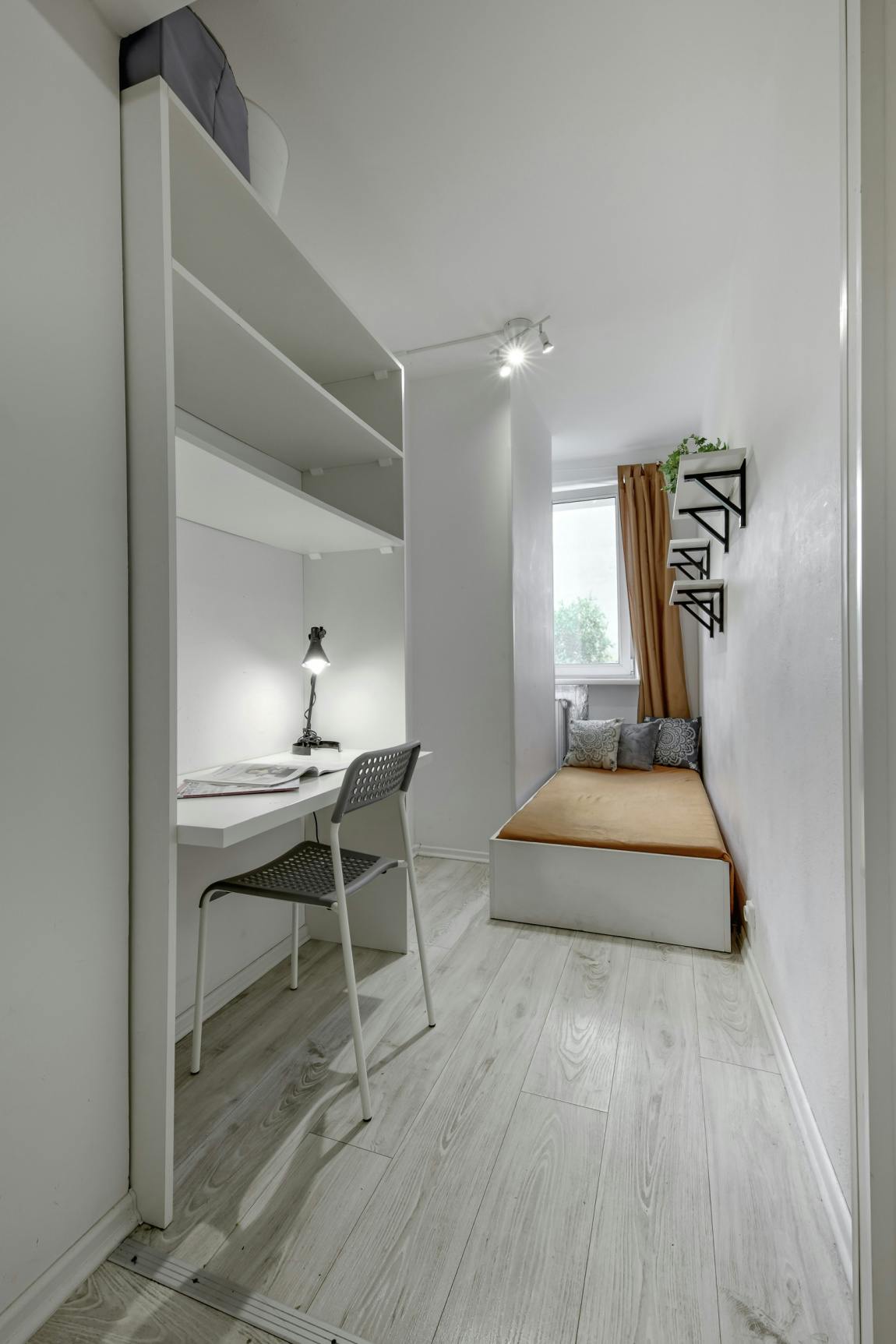 Władysława Korotyńskiego, Warsaw preview