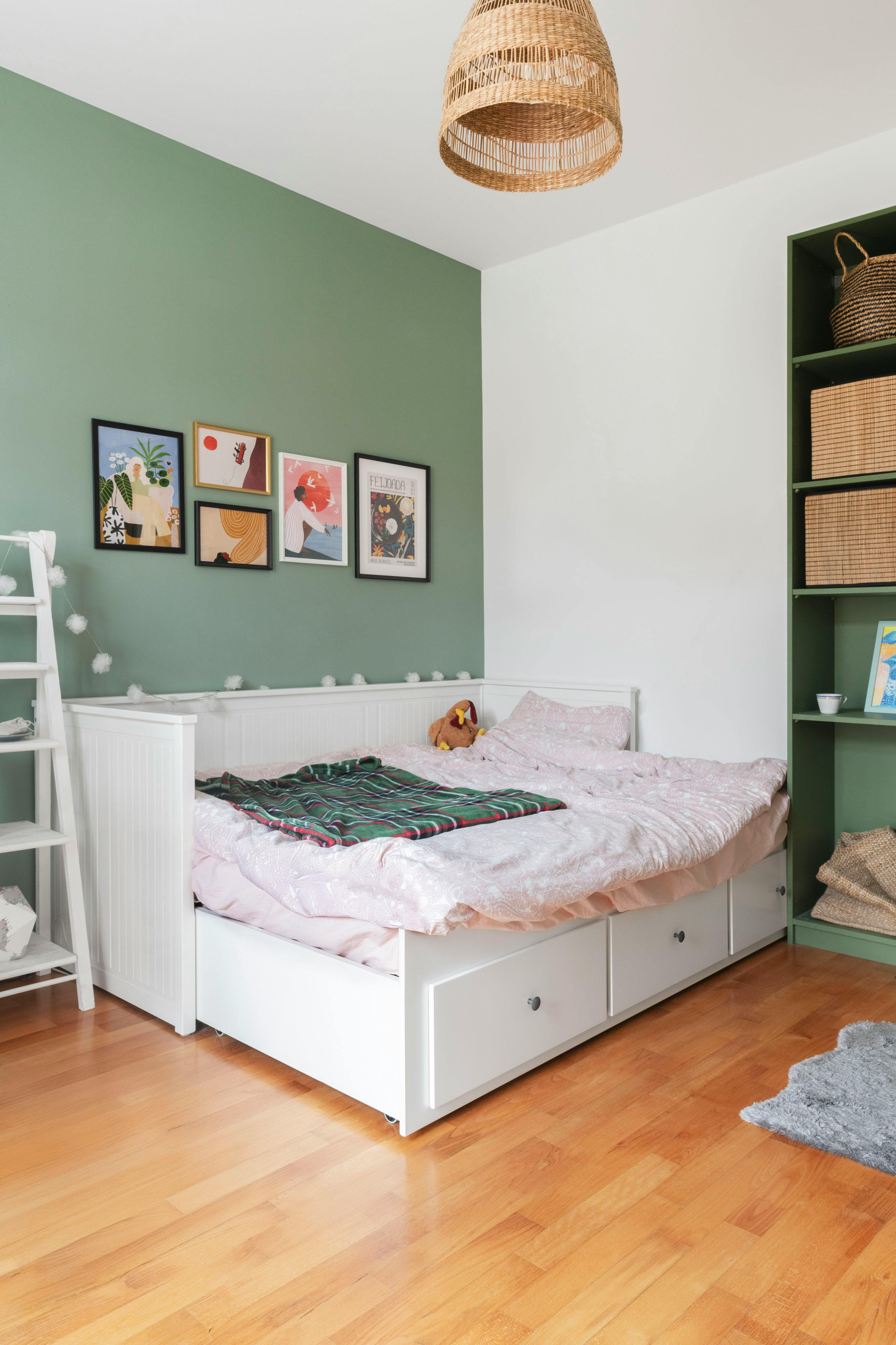 Studio te huur voor € 750 per maand in Ljubljana, Bežigrad