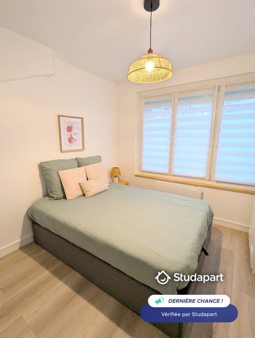 Mieszkanie do wynajęcia za 450 € miesięcznie w mieście Amiens, Rue Robert le Coq