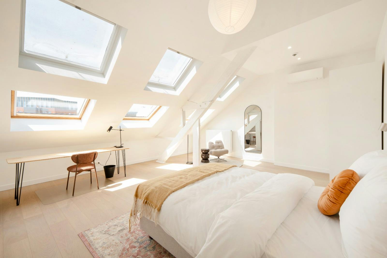 Huis te huur voor € 700 per maand in Antwerpen, Koningin Astridplein
