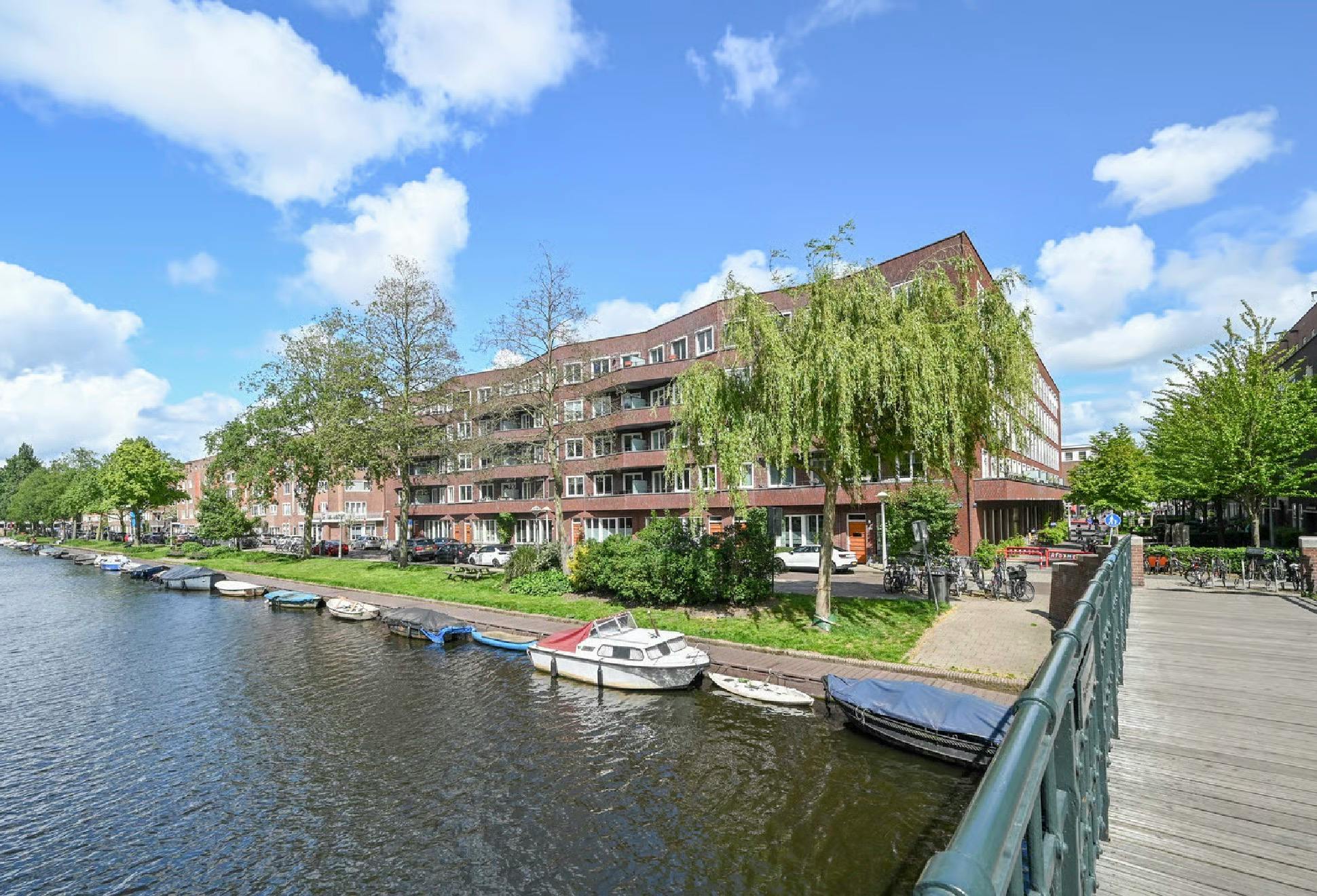 Lägenhet att hyra för 2 750 € i månaden i Amsterdam, Van Kinsbergenstraat