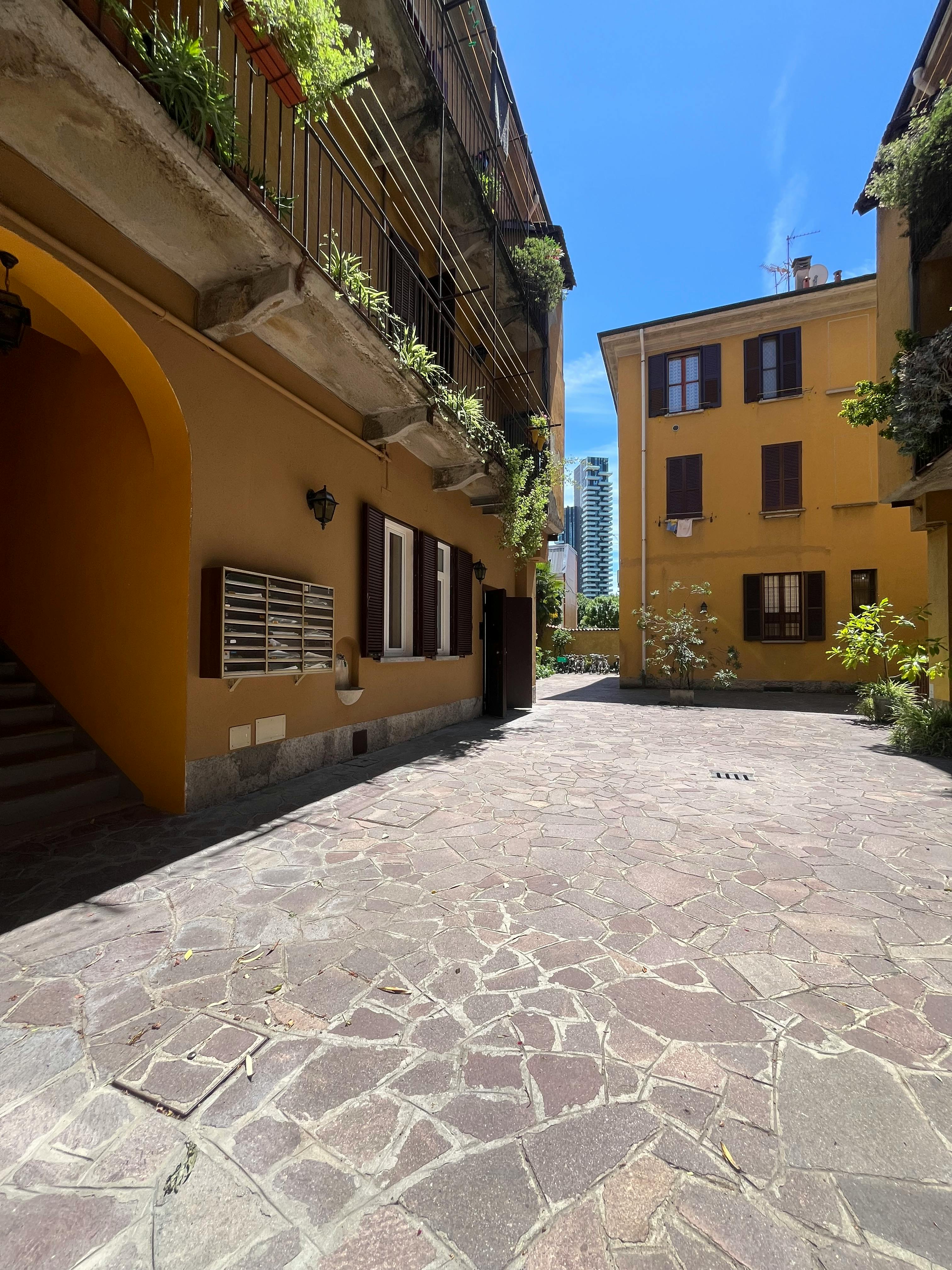 1-Bedroom Apartment in Via Gaetano de Castillia, Milan (1716779) room image 1