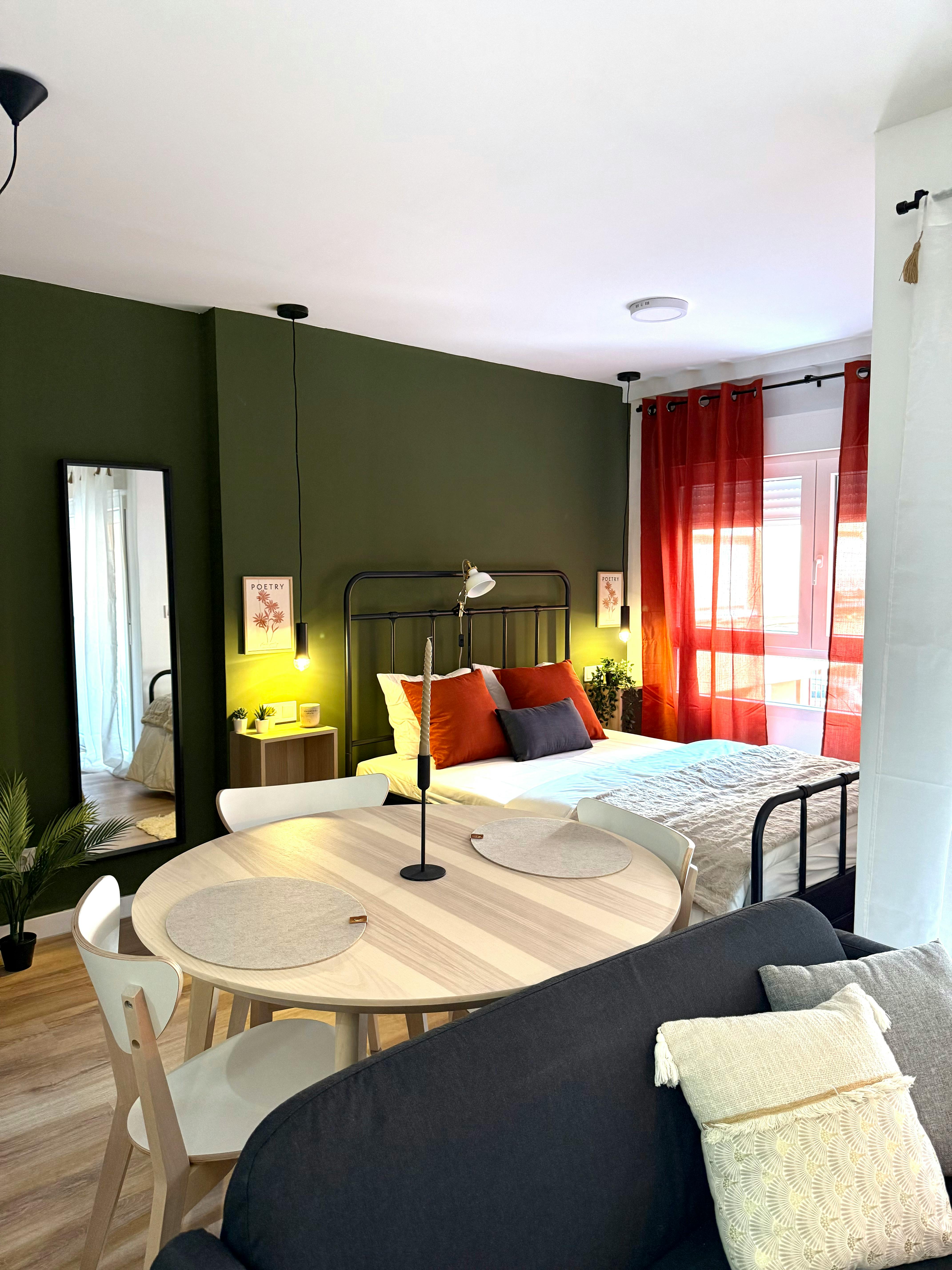 Estudio  en alquiler por 950 € al mes en Alicante, Calle Barcelona