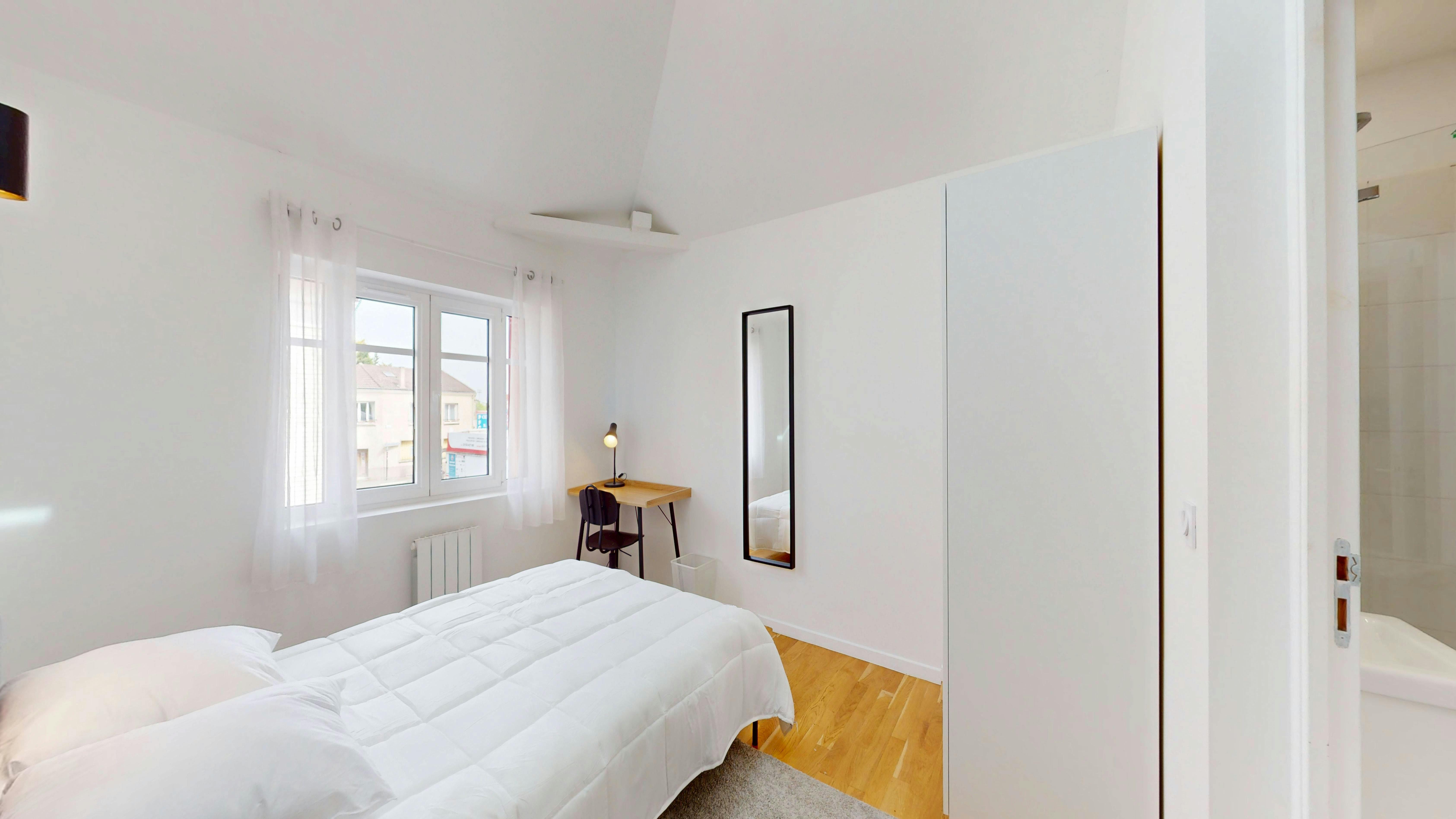 Private room in Rue Michelet, Ivry-sur-Seine (1716944) room image 8