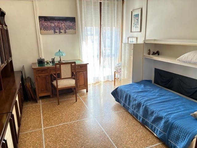 WG-Zimmer zu mieten für 300 € pro Monat in Foggia, Via Luigi Zuppetta
