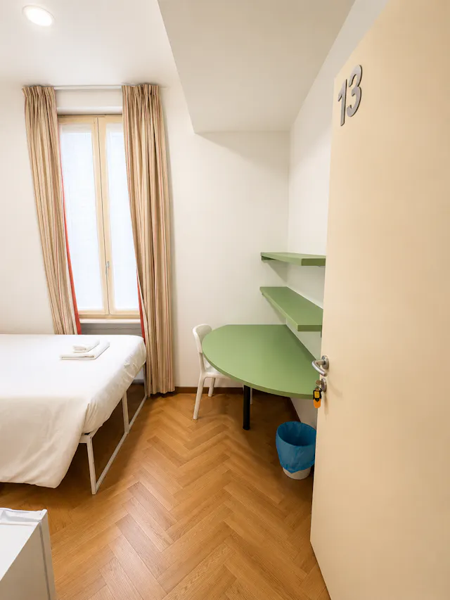 Private room in Via Francesco Sforza, Milan (1717027) room image 1